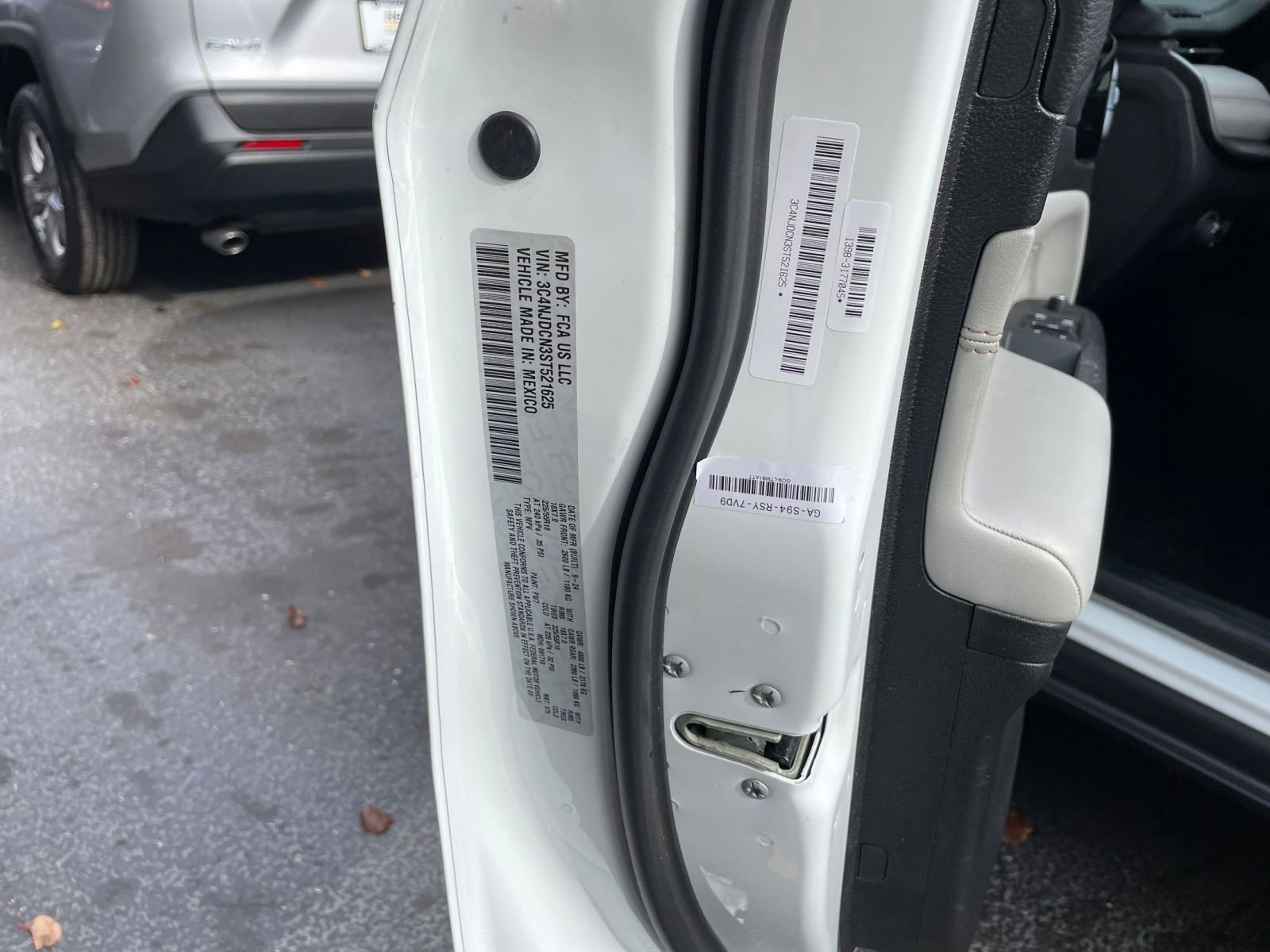 Thumbnail: 2025 Jeep Compass - 29