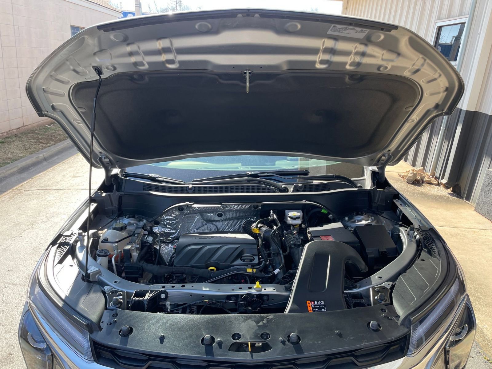 Thumbnail: 2025 Chevrolet Trax - 31