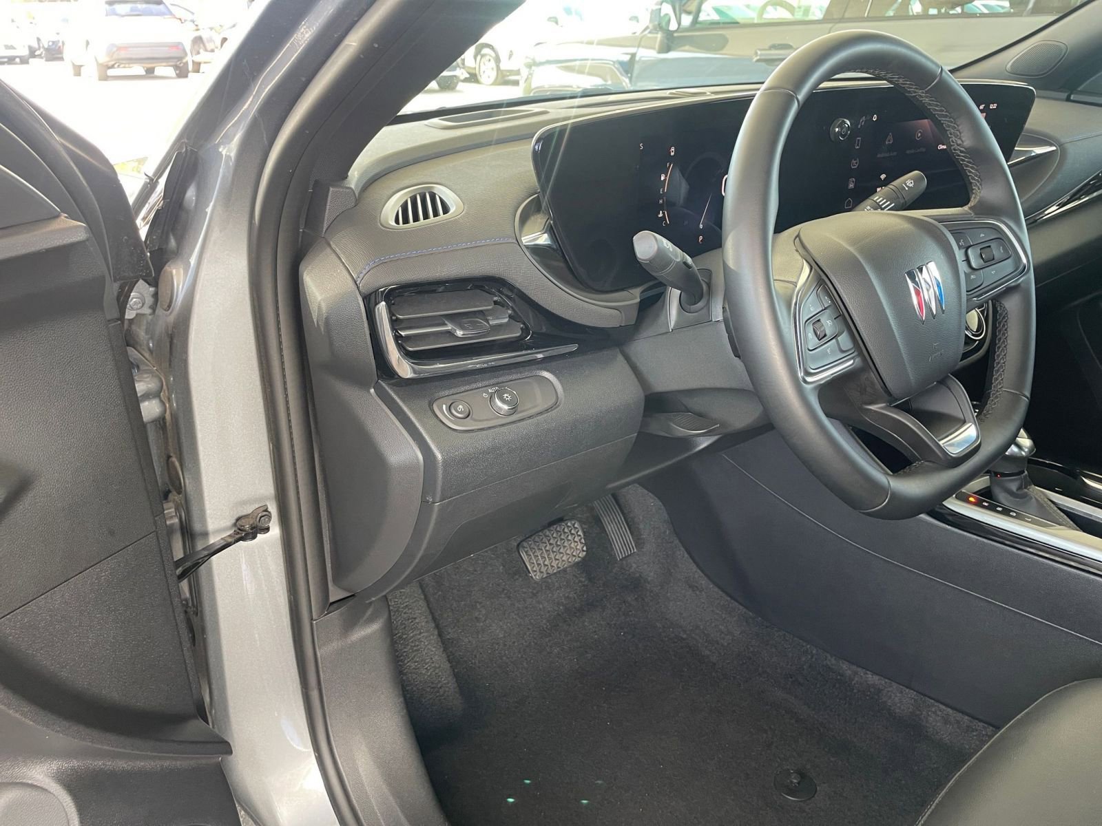 Thumbnail: 2025 Buick Envista - 32