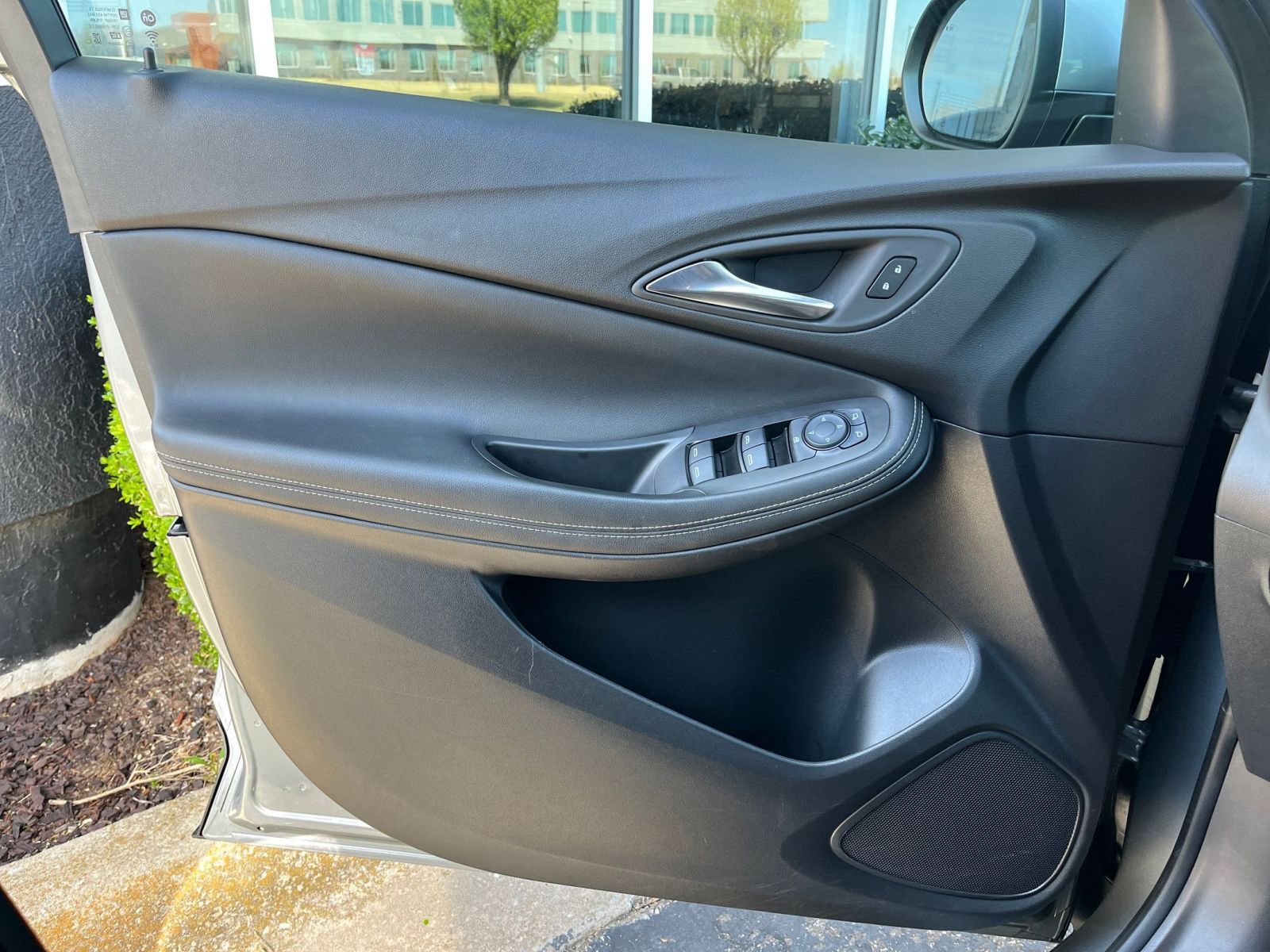 Thumbnail: 2025 Buick Encore GX - 18