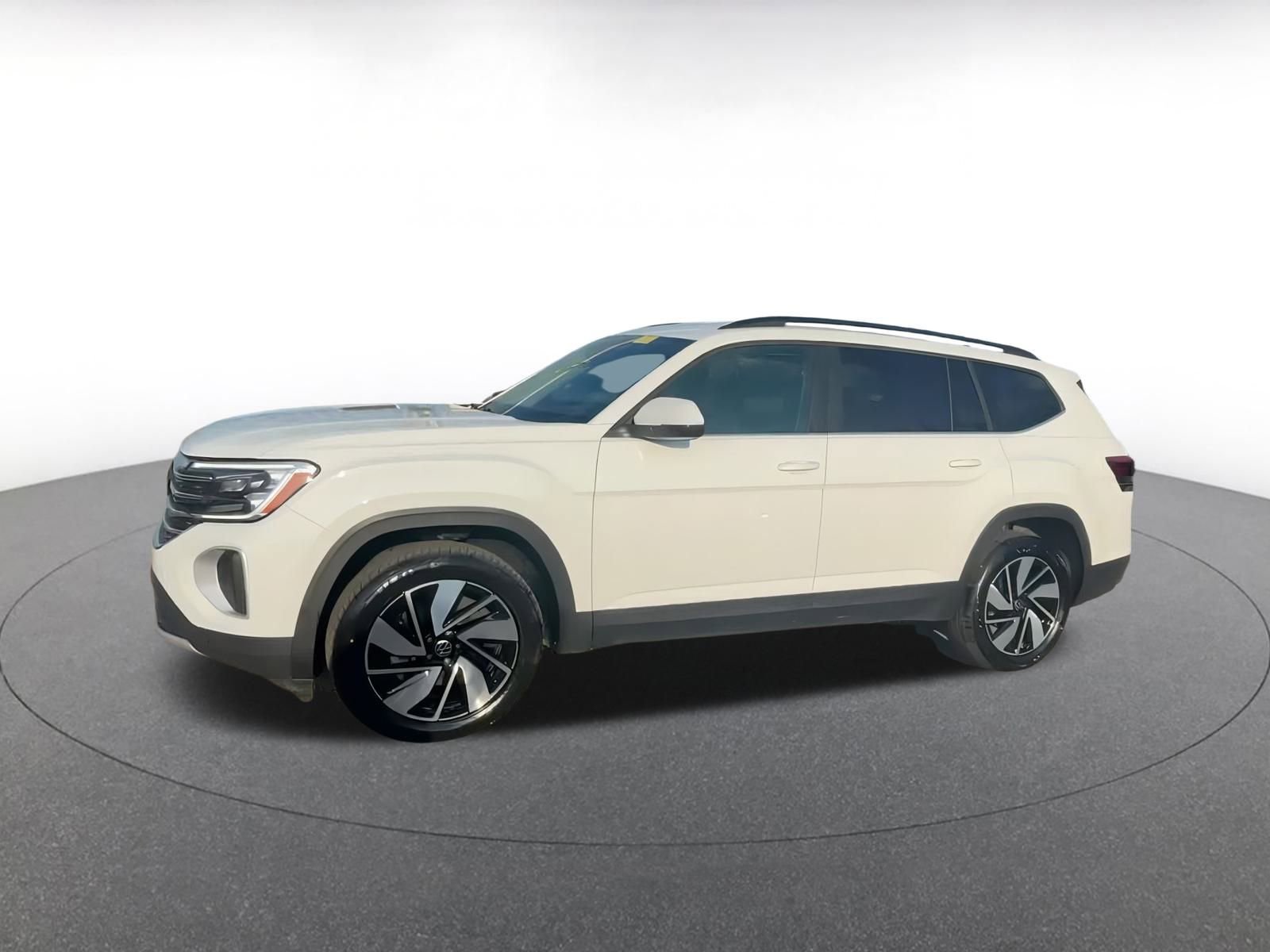 Thumbnail: 2024 Volkswagen Atlas - 8