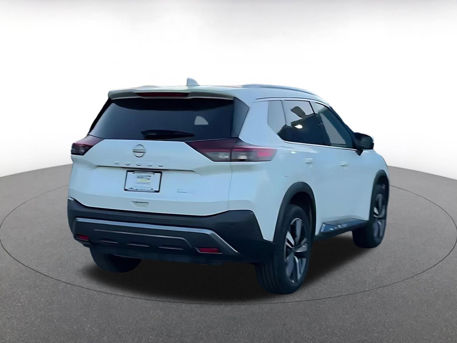 Thumbnail: 2023 Nissan Rogue - 14