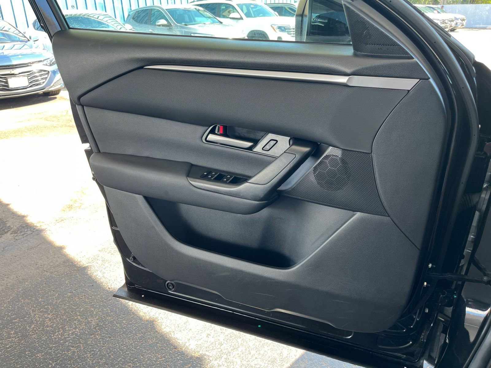 Thumbnail: 2025 Mazda CX-50 - 20