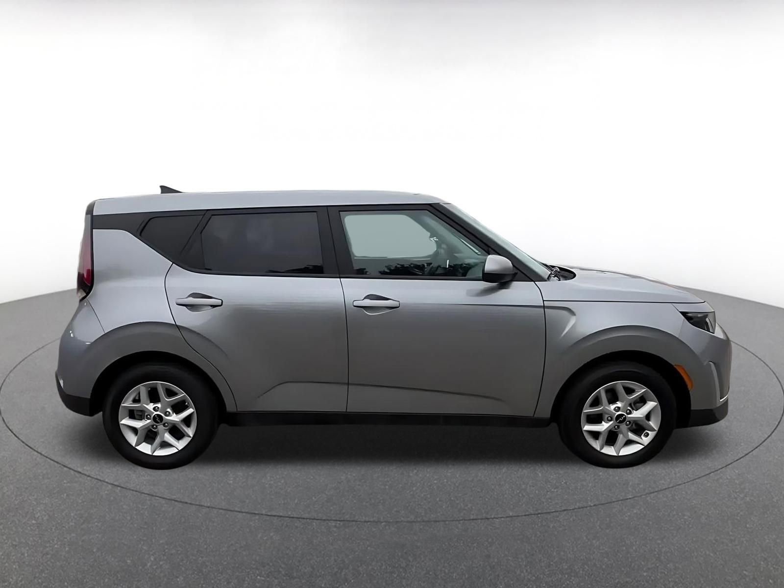 Thumbnail: 2025 Kia Soul - 16