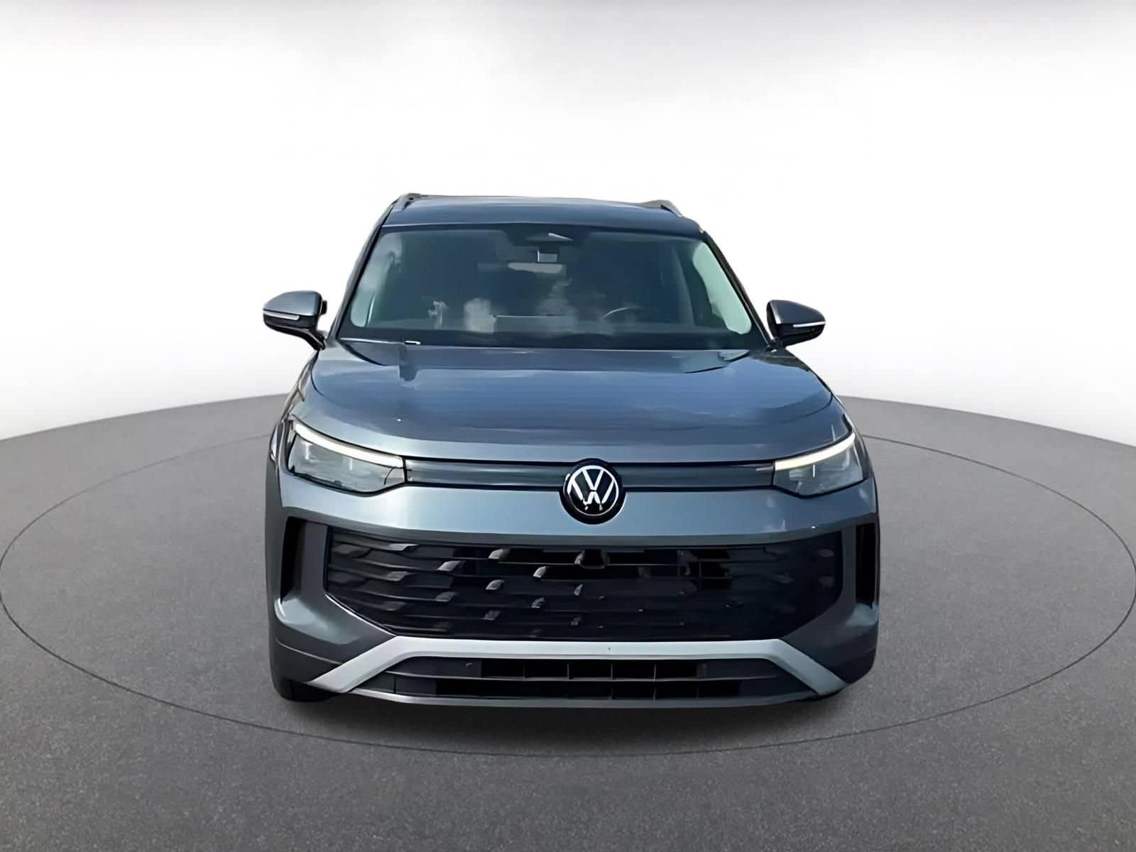 Thumbnail: 2026 Volkswagen Tiguan - 4