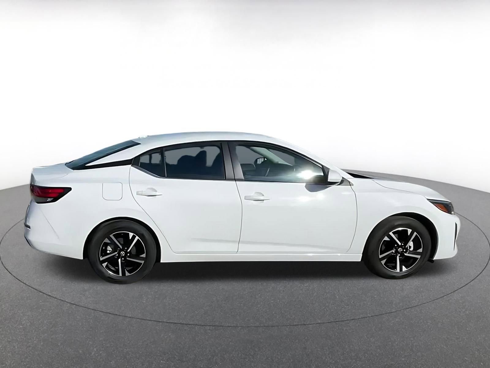 Thumbnail: 2025 Nissan Sentra - 11