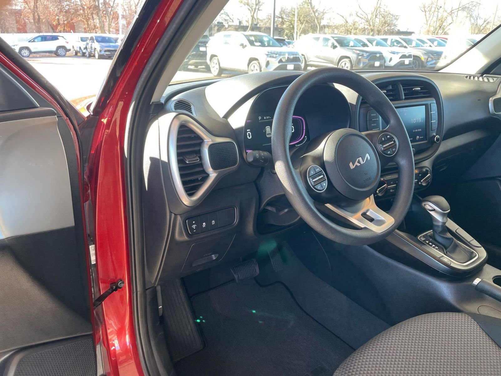 Thumbnail: 2025 Kia Soul - 32