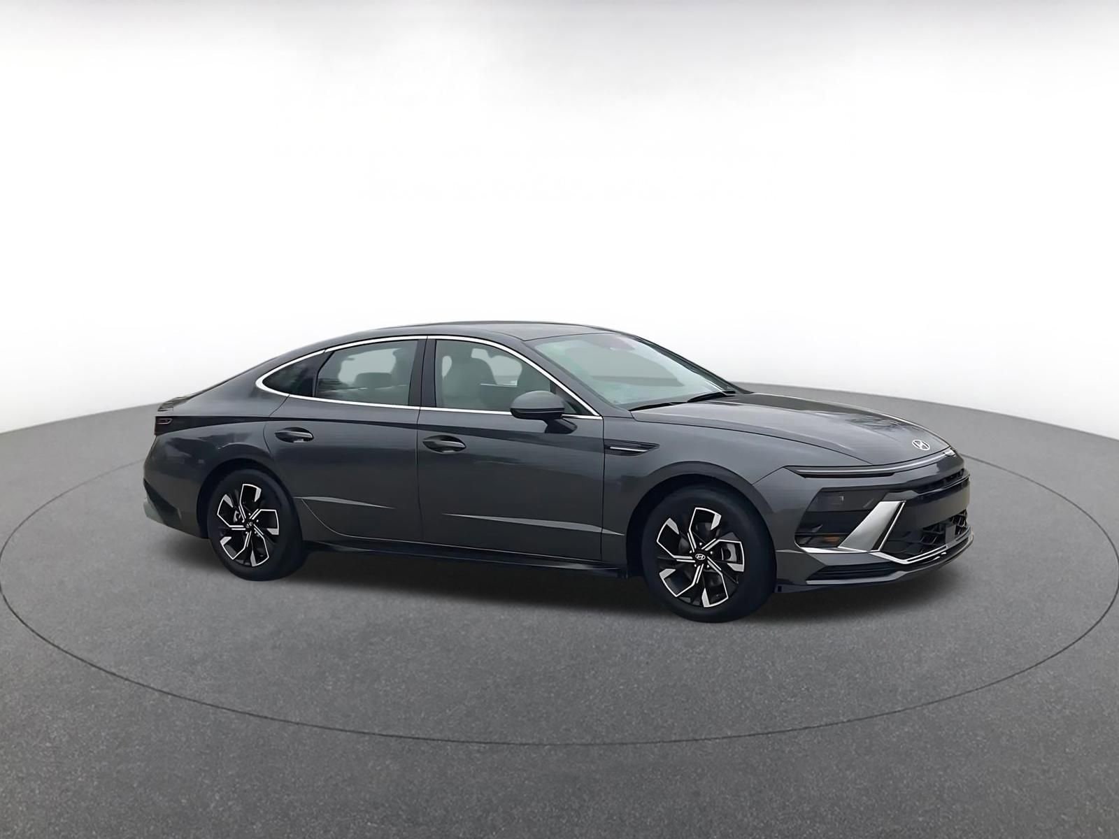 Thumbnail: 2025 Hyundai Sonata - 2
