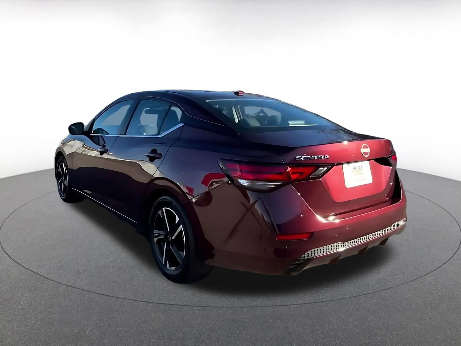 Thumbnail: 2025 Nissan Sentra - 10