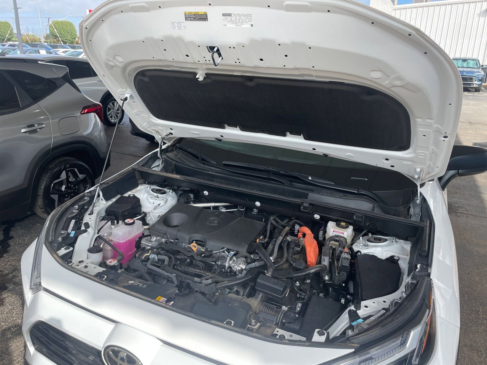 Thumbnail: 2025 Toyota RAV4 - 31