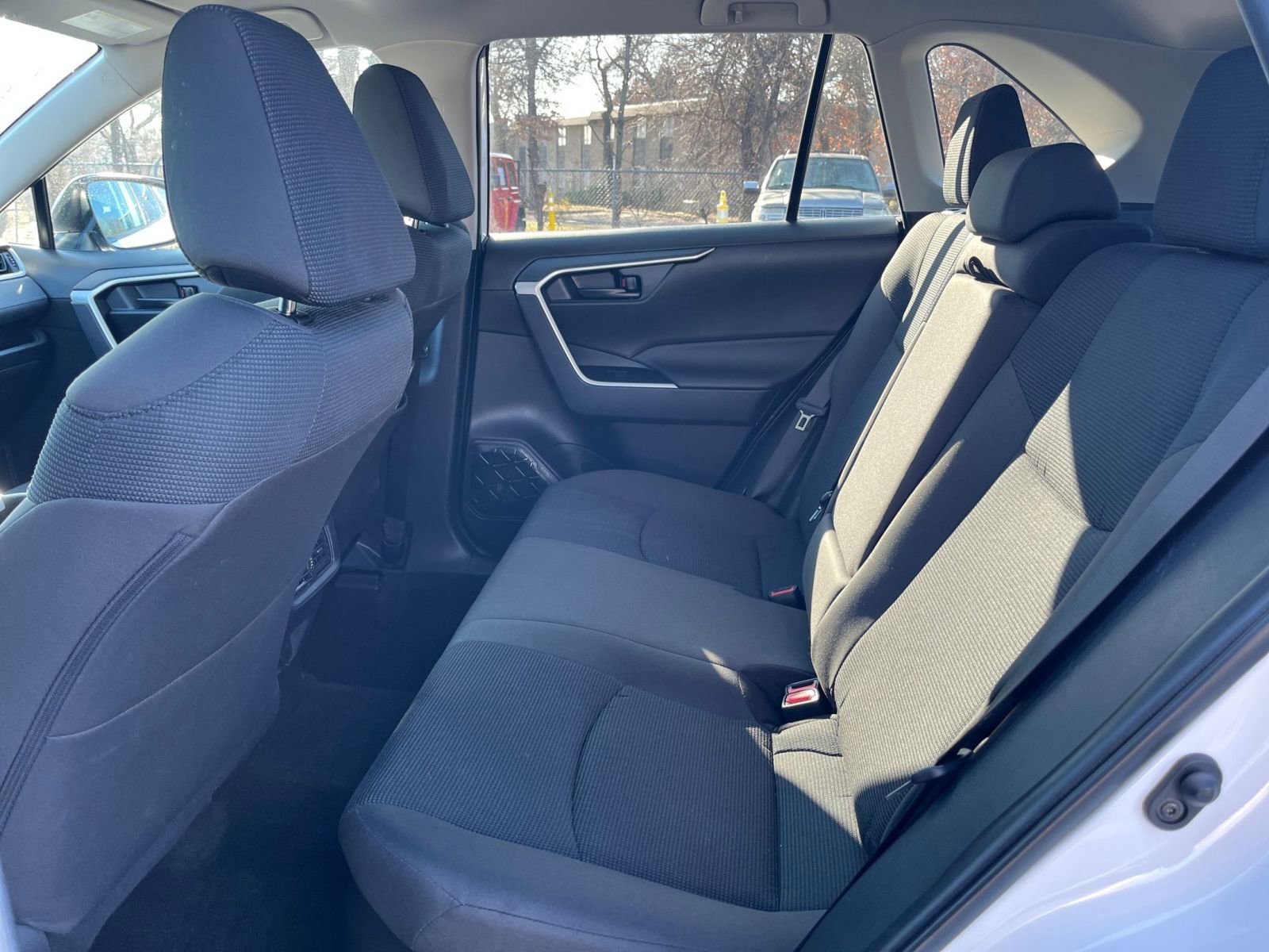 Thumbnail: 2025 Toyota RAV4 - 24