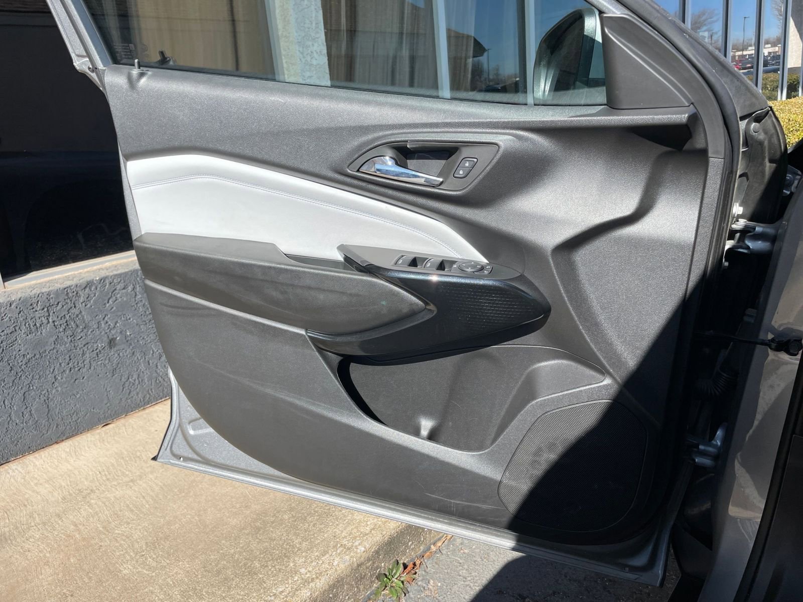 Thumbnail: 2025 Chevrolet Trax - 18