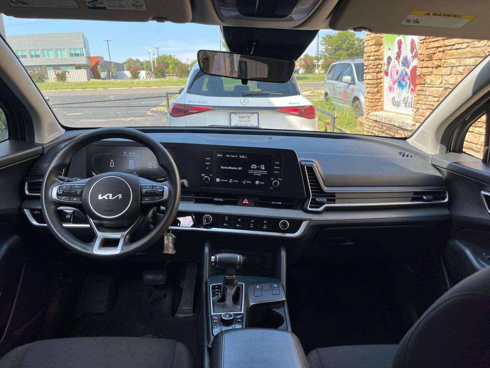 Thumbnail: 2023 Kia Sportage - 32
