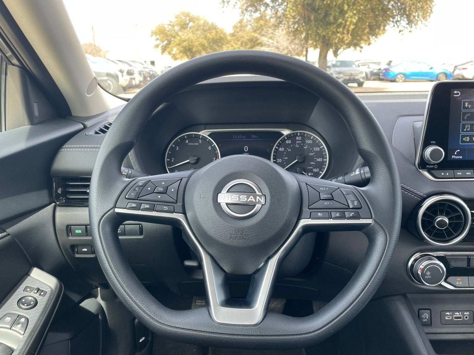 Thumbnail: 2025 Nissan Sentra - 31