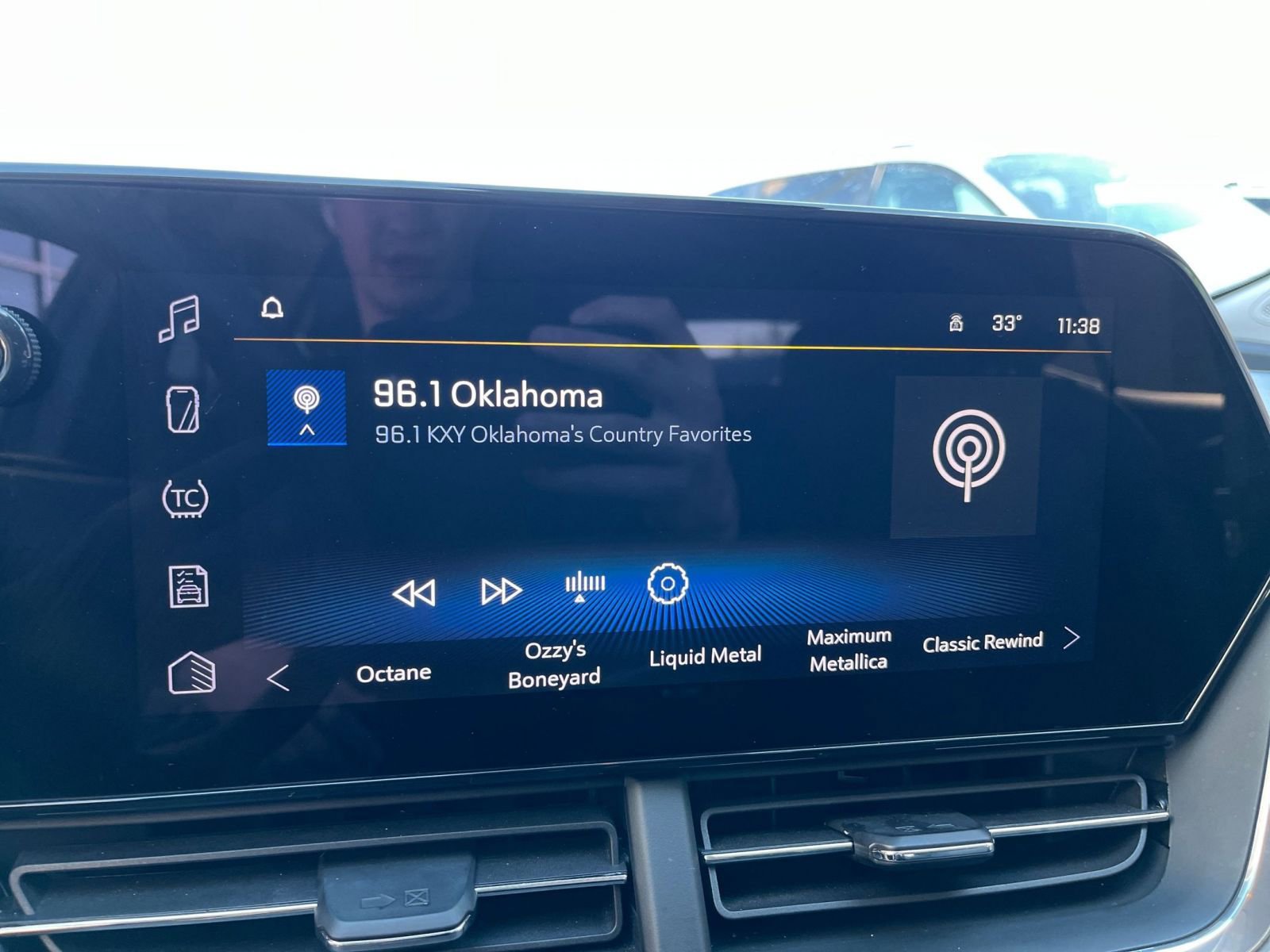 Thumbnail: 2025 Chevrolet Trax - 20