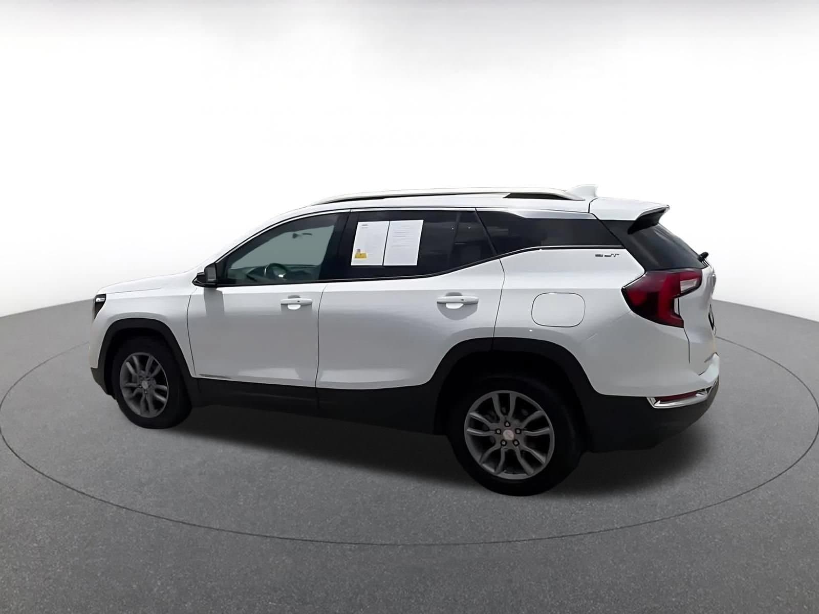 Thumbnail: 2024 GMC Terrain - 8