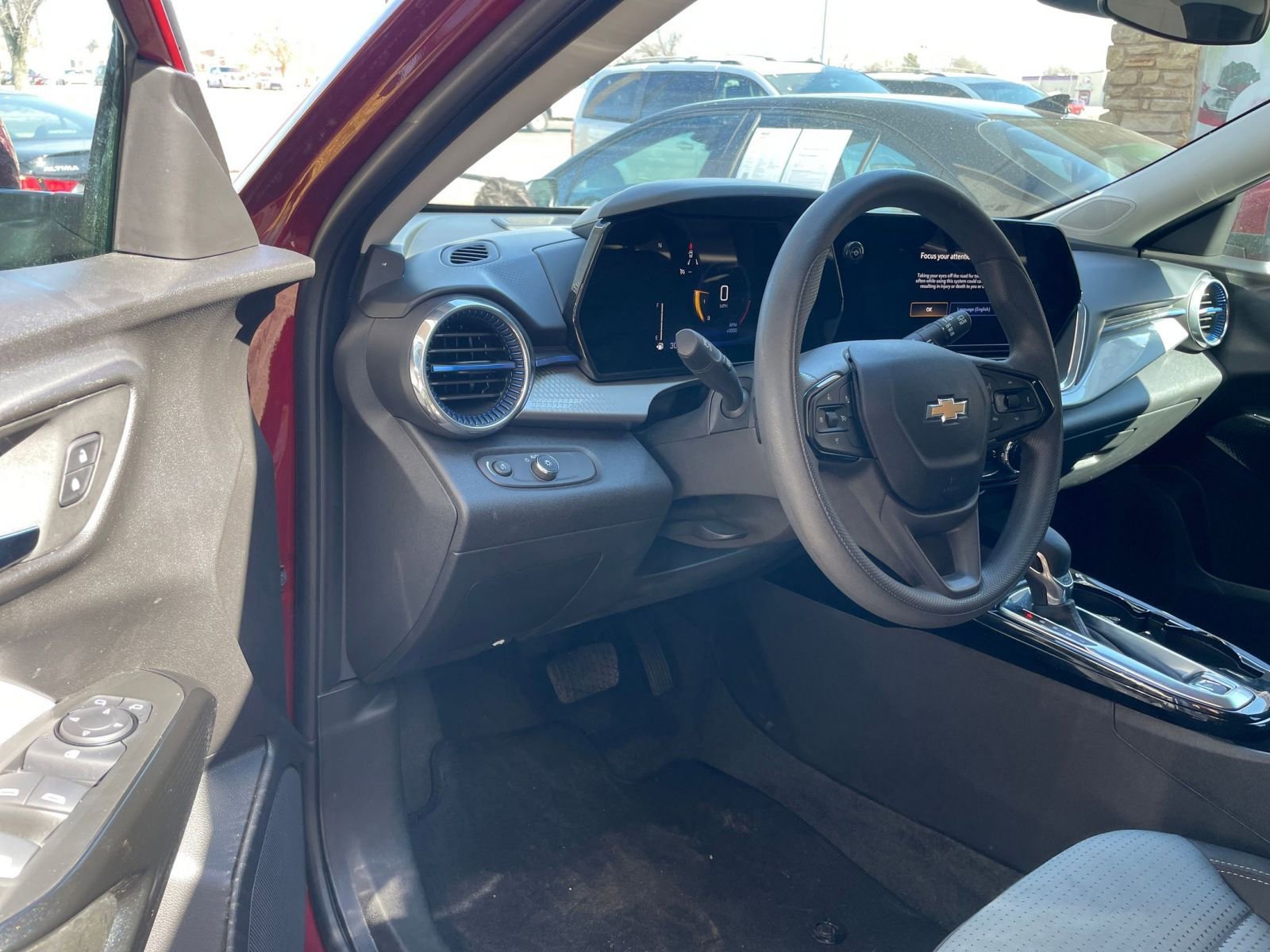 Thumbnail: 2025 Chevrolet Trax - 33