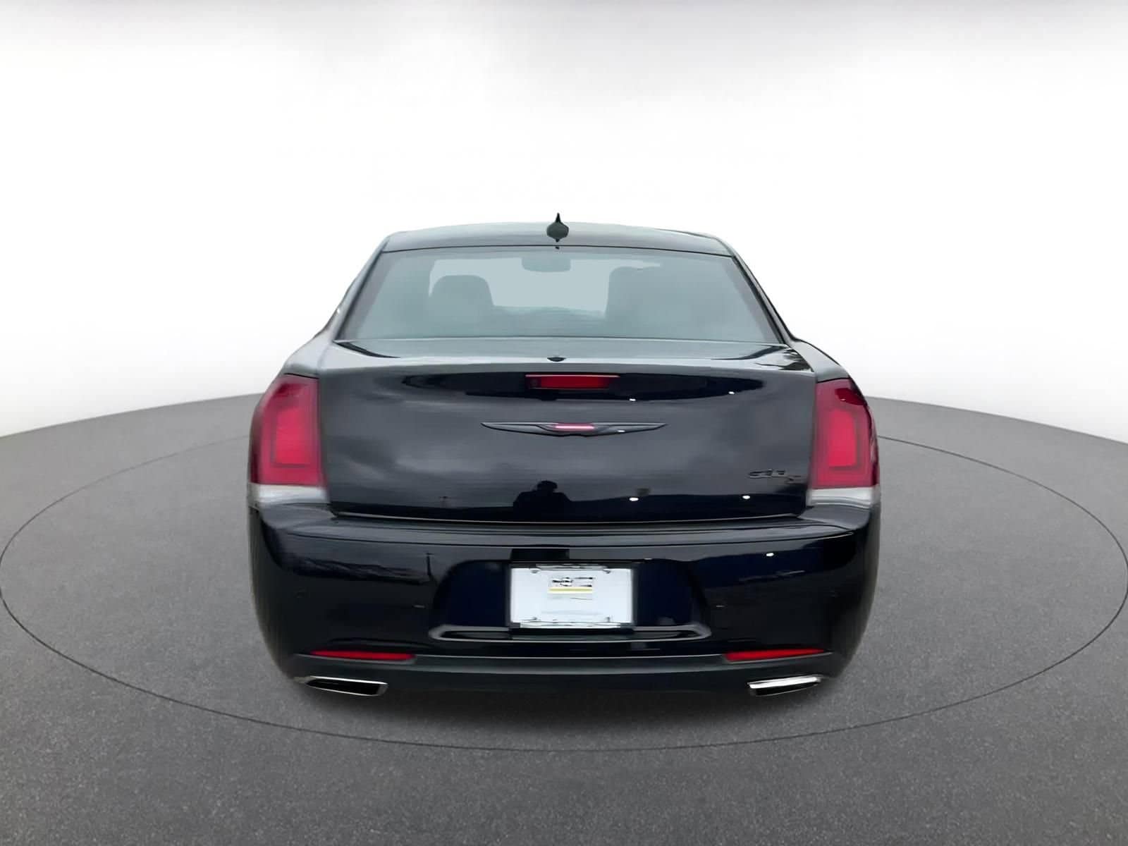 Thumbnail: 2022 Chrysler 300 - 12