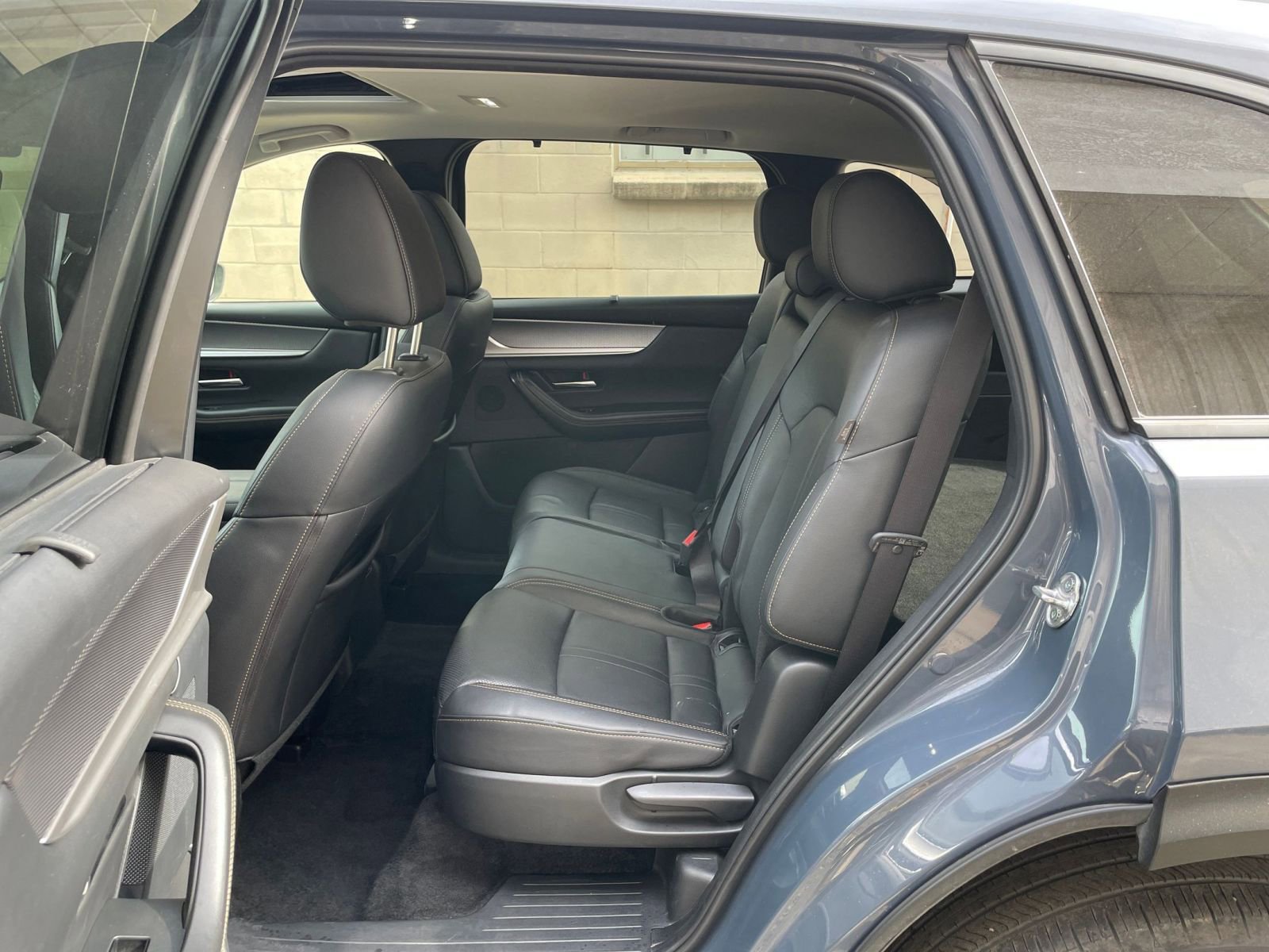 Thumbnail: 2025 Mazda CX-70 - 25