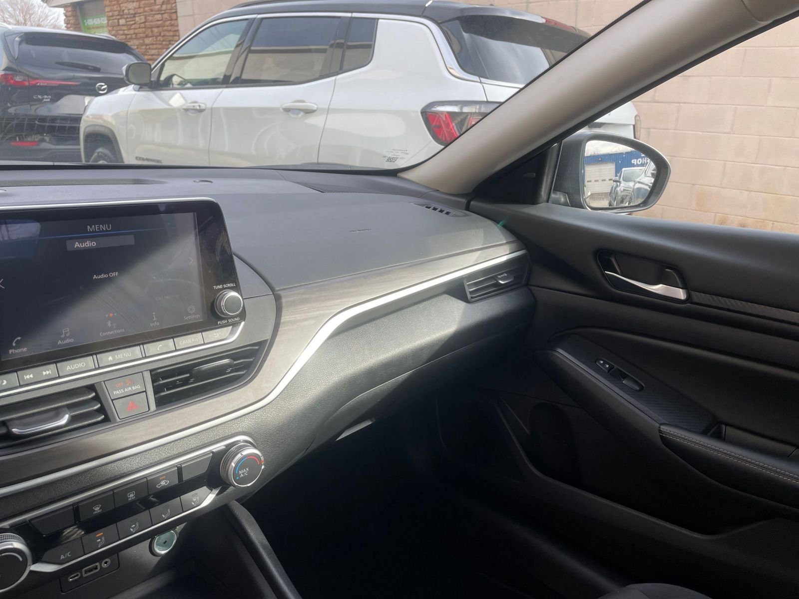 Thumbnail: 2025 Nissan Altima - 34