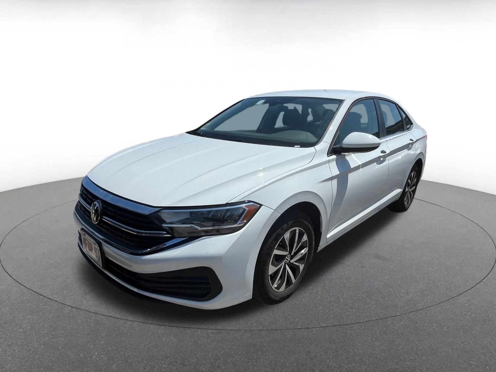 Thumbnail: 2024 Volkswagen Jetta - 2