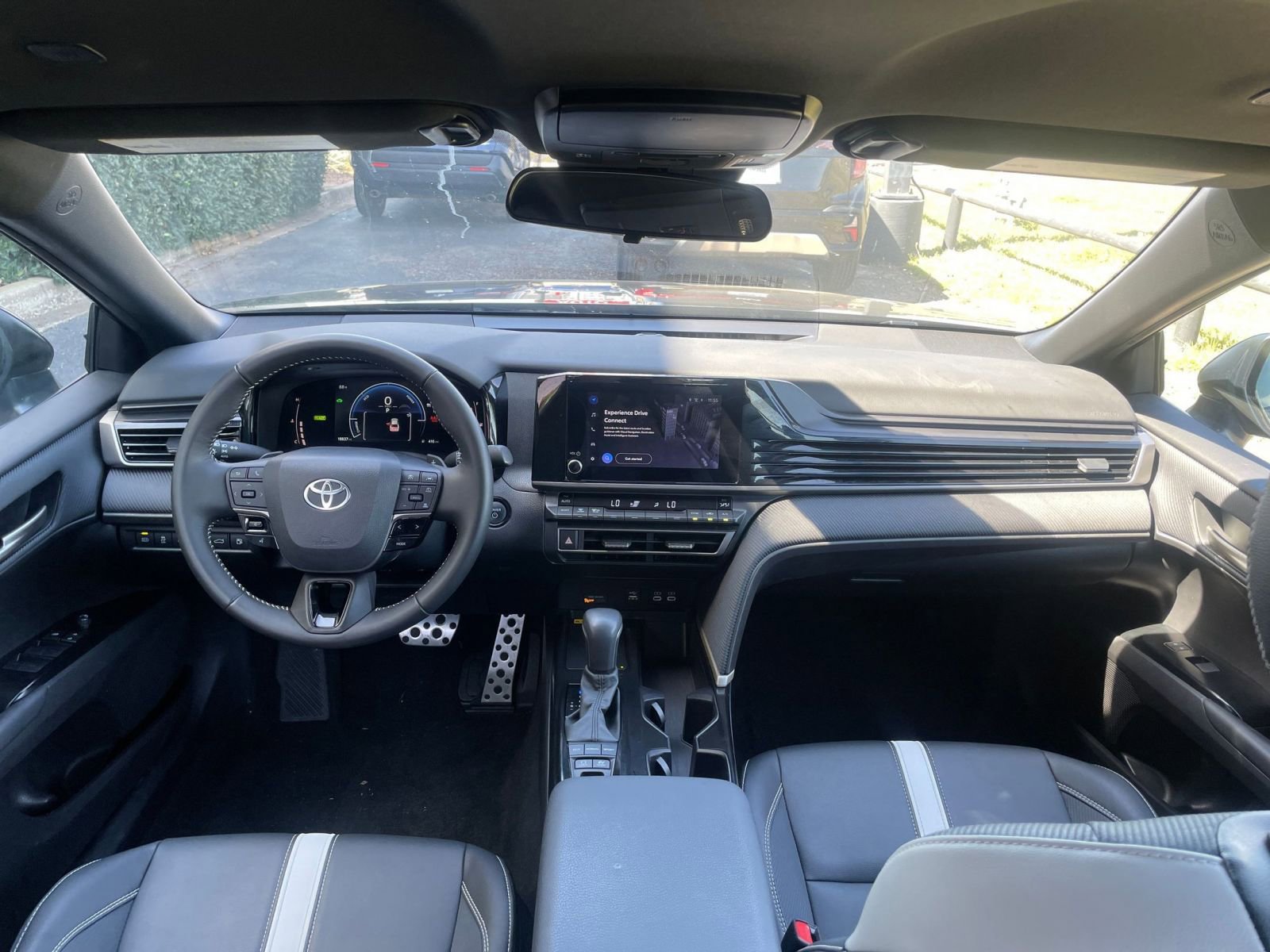 Thumbnail: 2025 Toyota Camry - 34