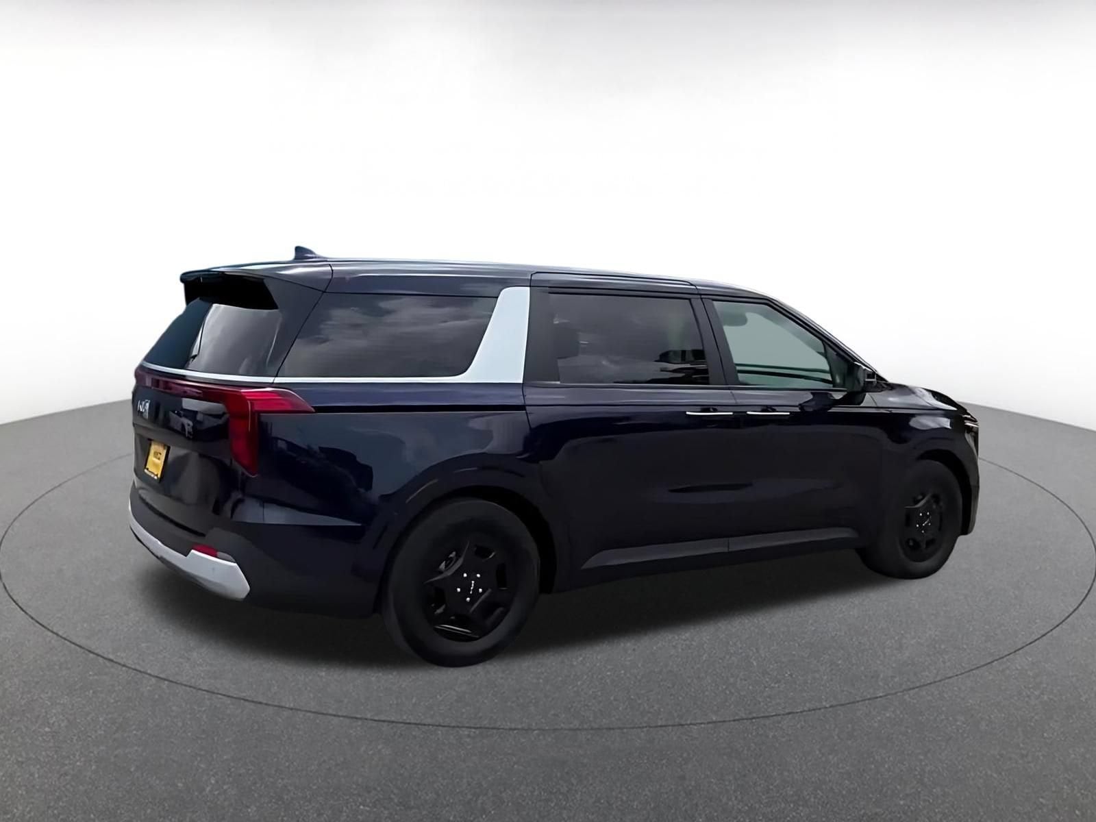 Thumbnail: 2026 Kia Carnival - 14