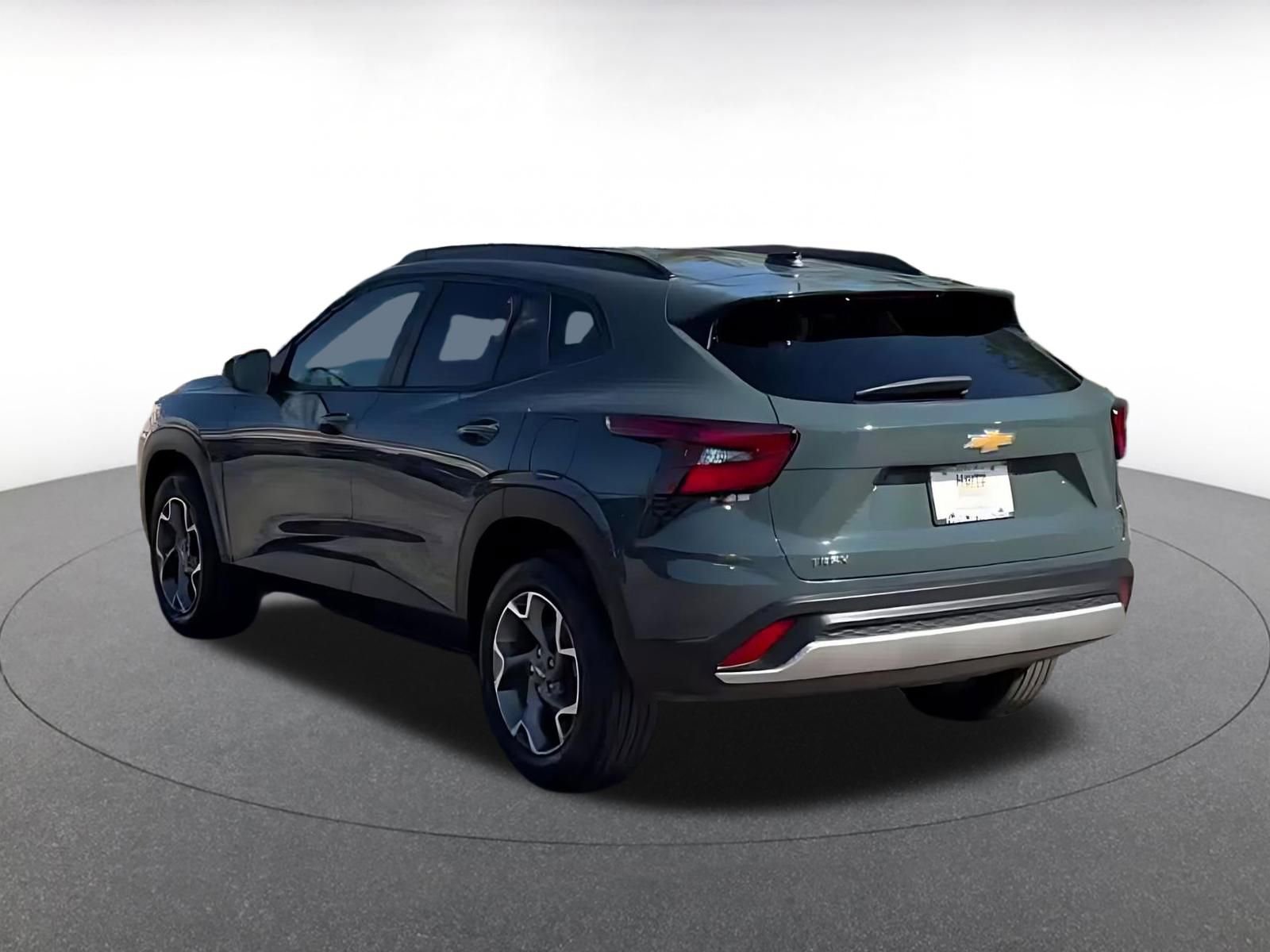 Thumbnail: 2025 Chevrolet Trax - 11