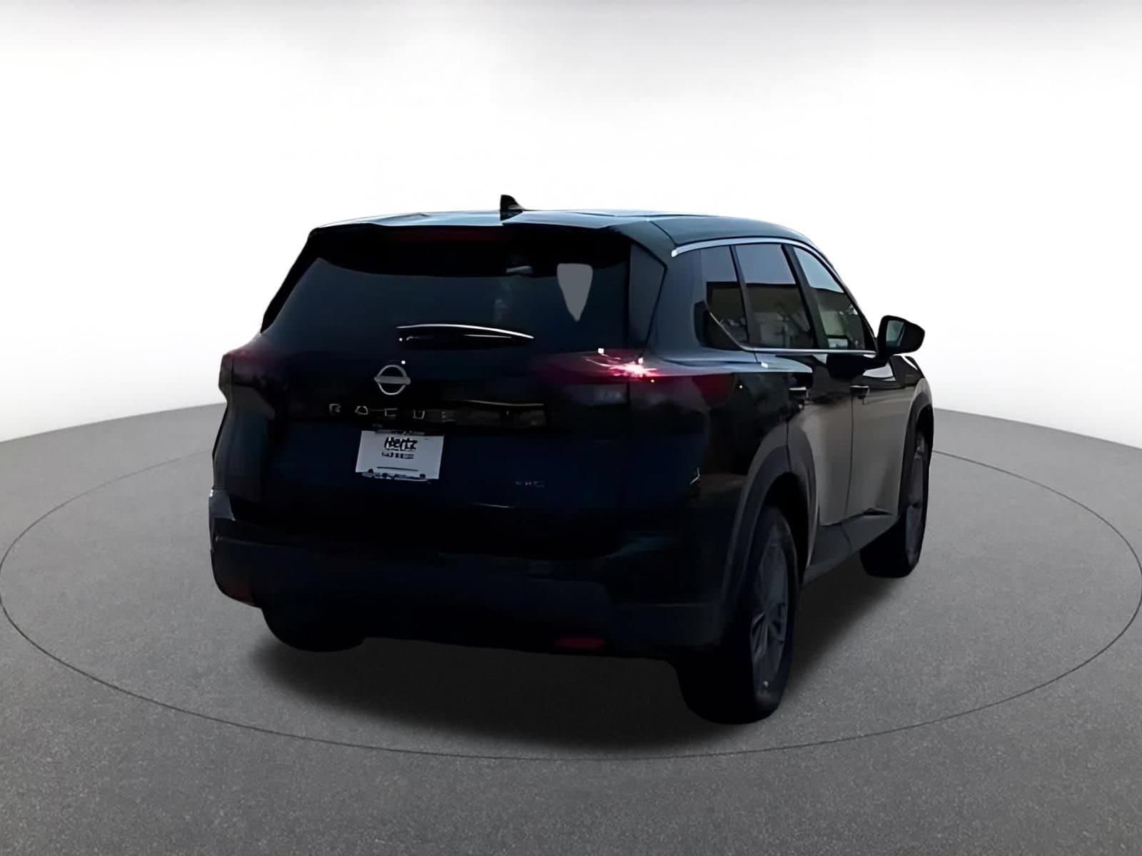 Thumbnail: 2026 Nissan Rogue - 13