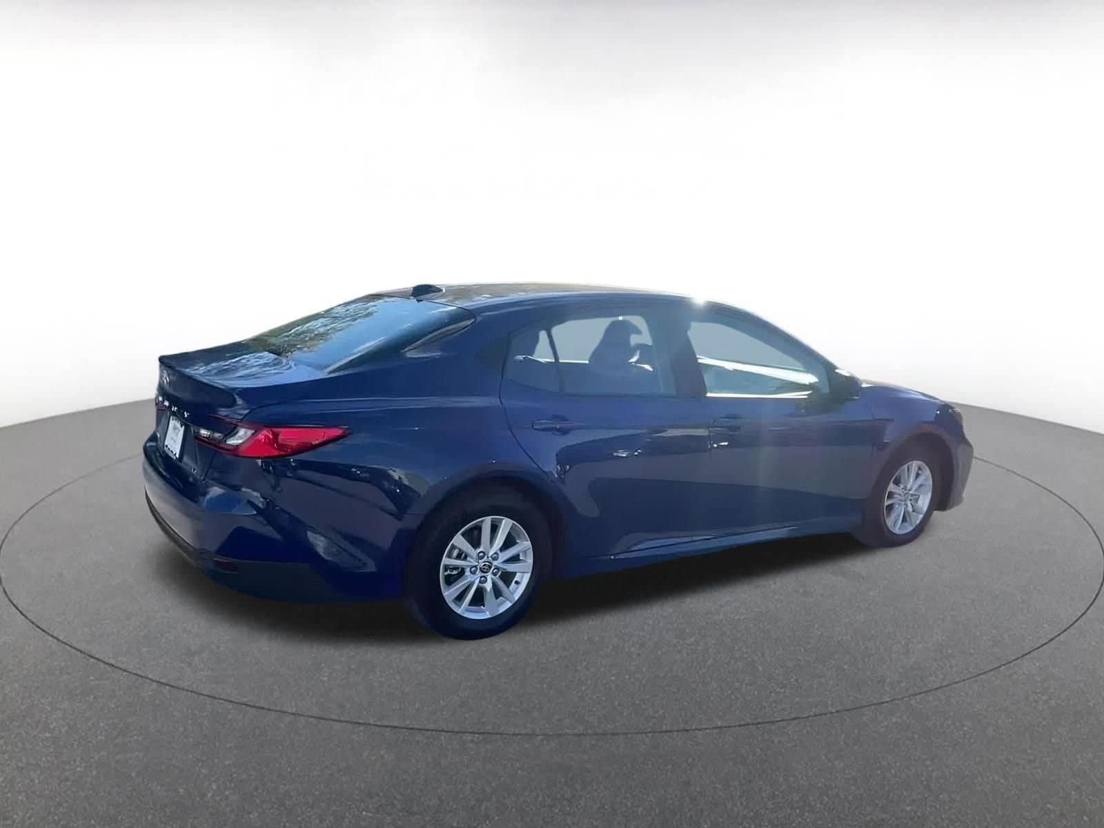 Thumbnail: 2025 Toyota Camry - 11