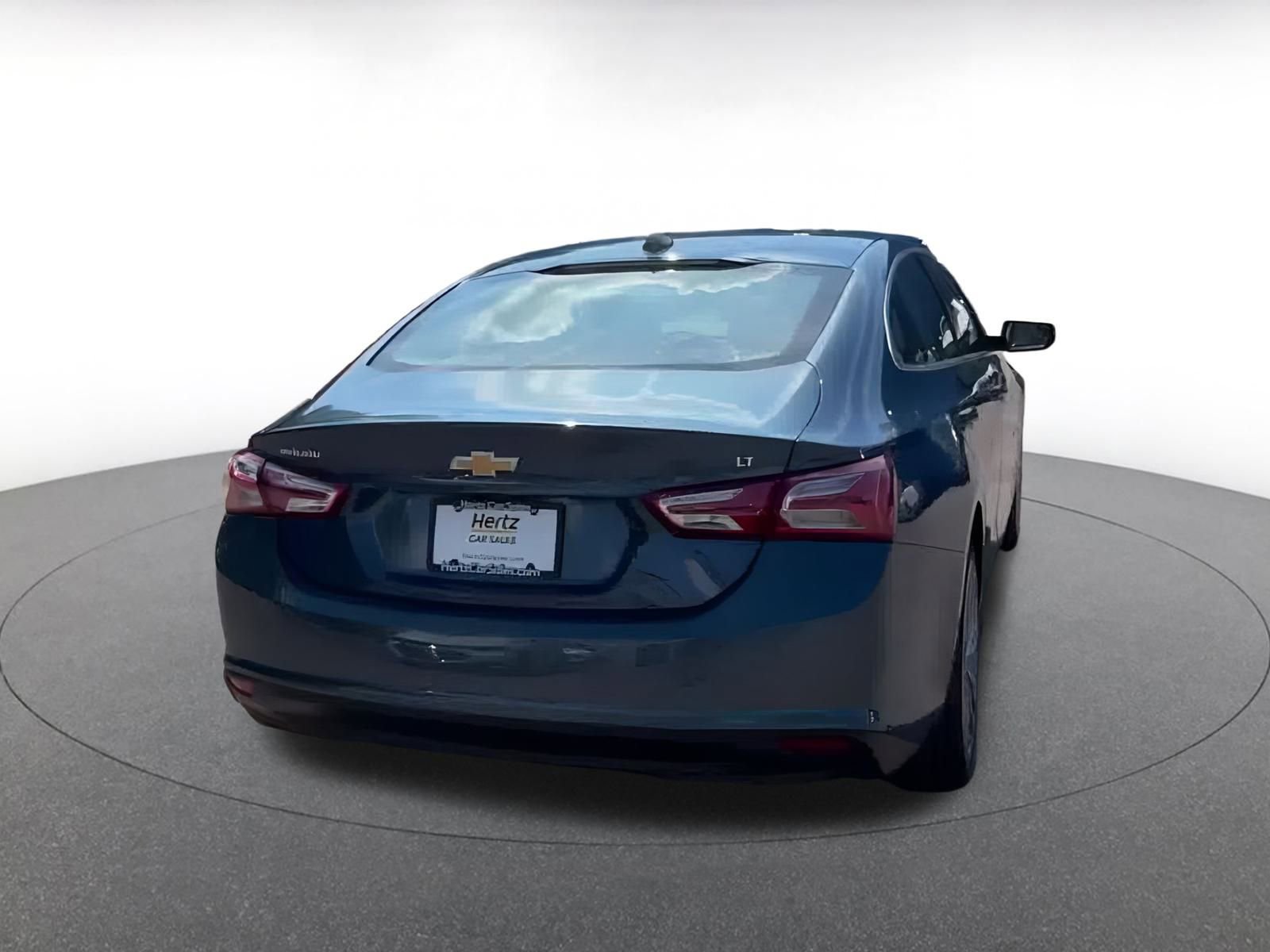 Thumbnail: 2024 Chevrolet Malibu - 12