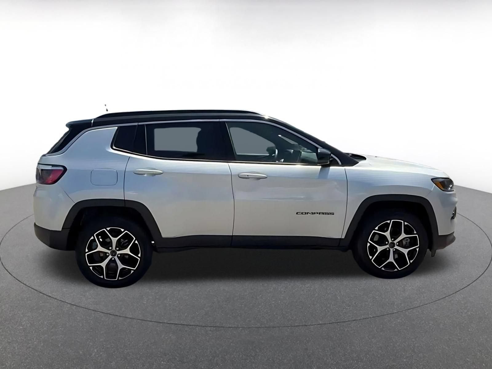 Thumbnail: 2025 Jeep Compass - 13