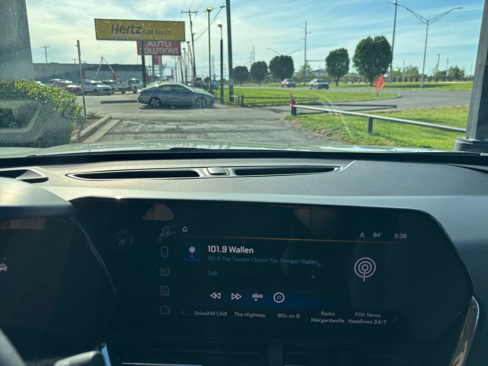 Thumbnail: 2025 Chevrolet Trax - 17