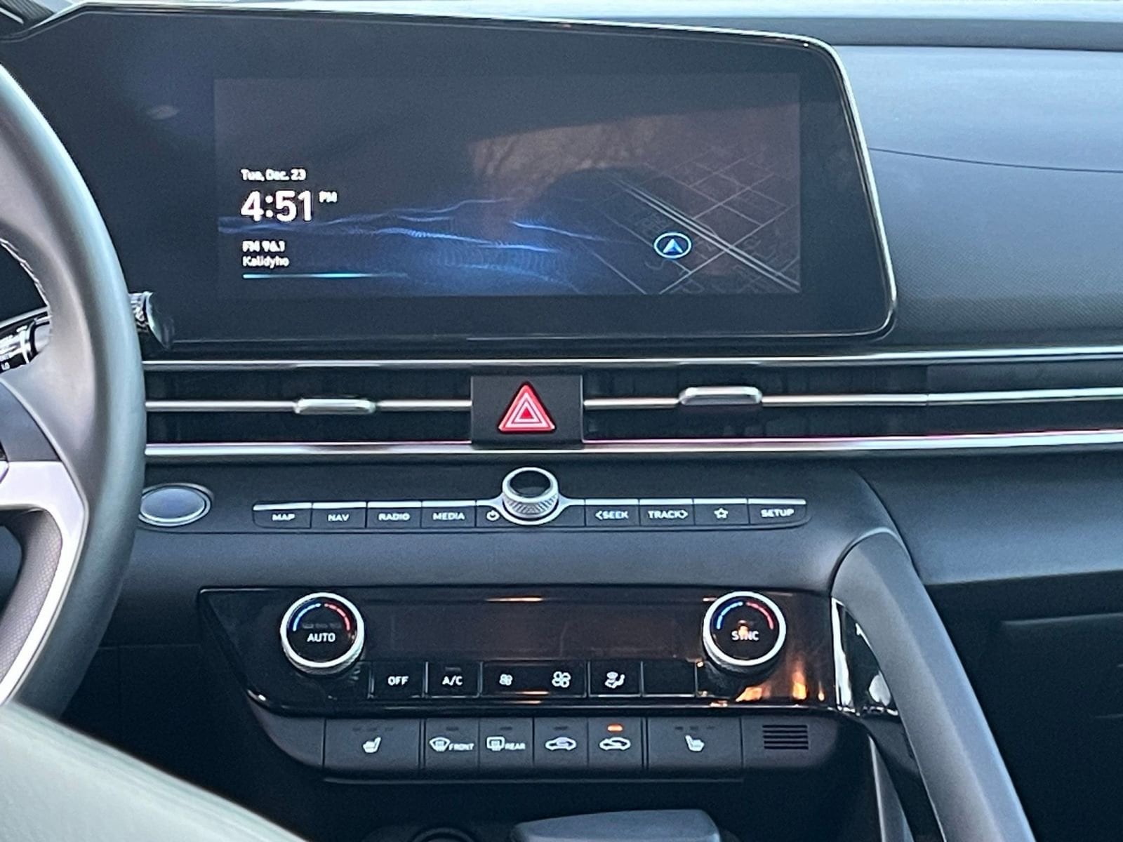 Thumbnail: 2025 Hyundai Elantra - 18