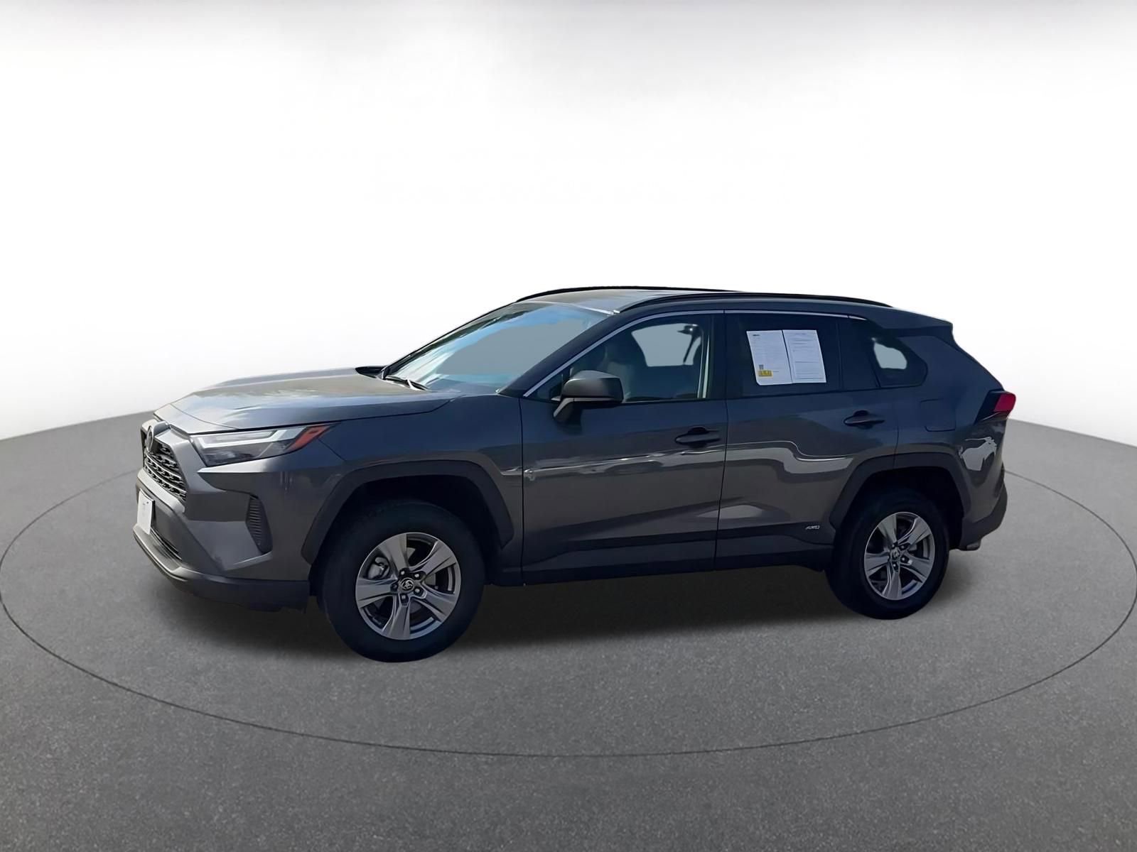 Thumbnail: 2025 Toyota RAV4 - 8
