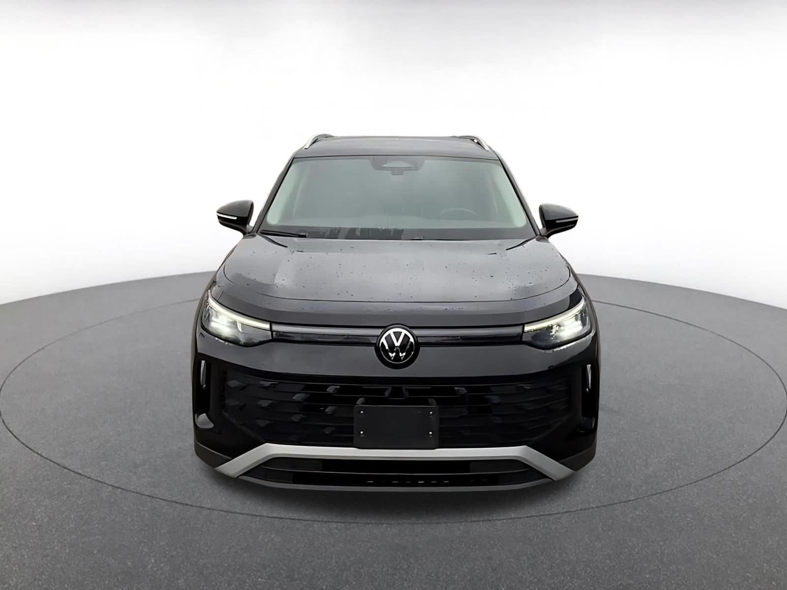 Thumbnail: 2026 Volkswagen Tiguan - 4