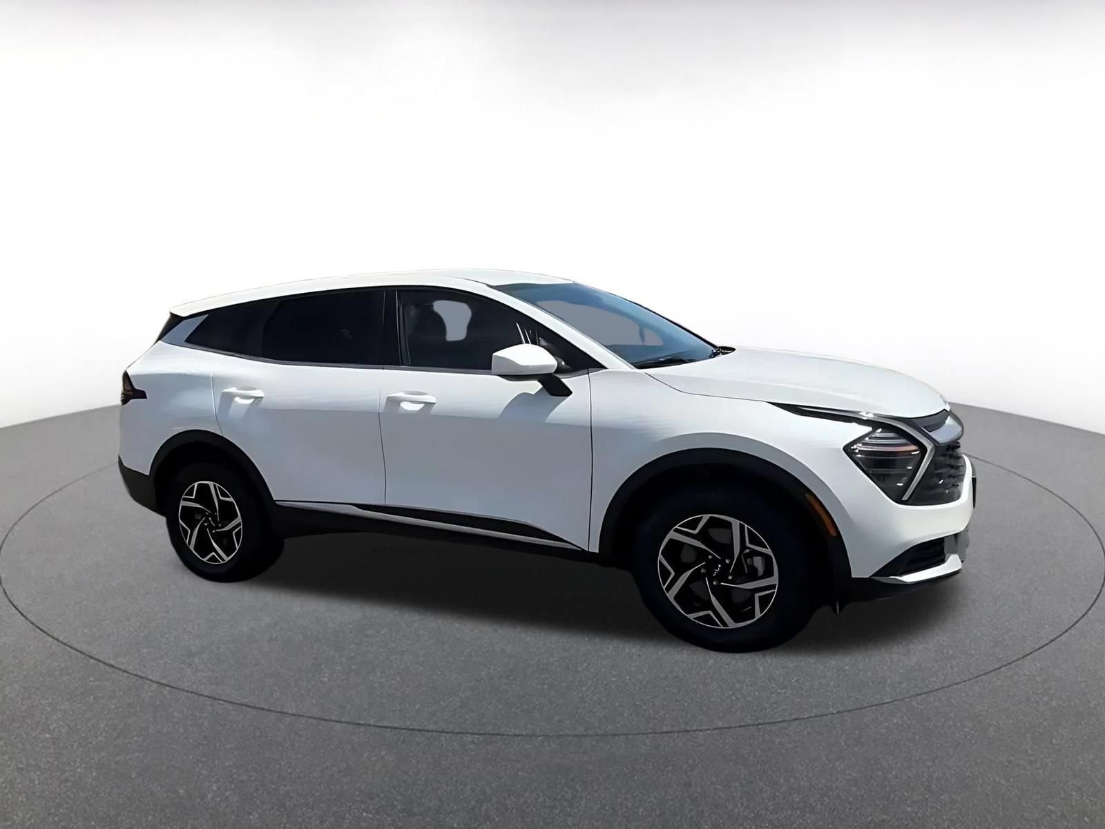 Thumbnail: 2025 Kia Sportage - 2