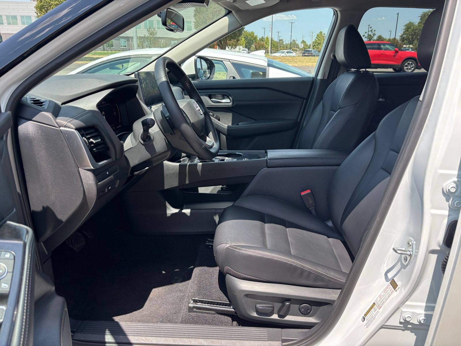 Thumbnail: 2026 Nissan Rogue - 25