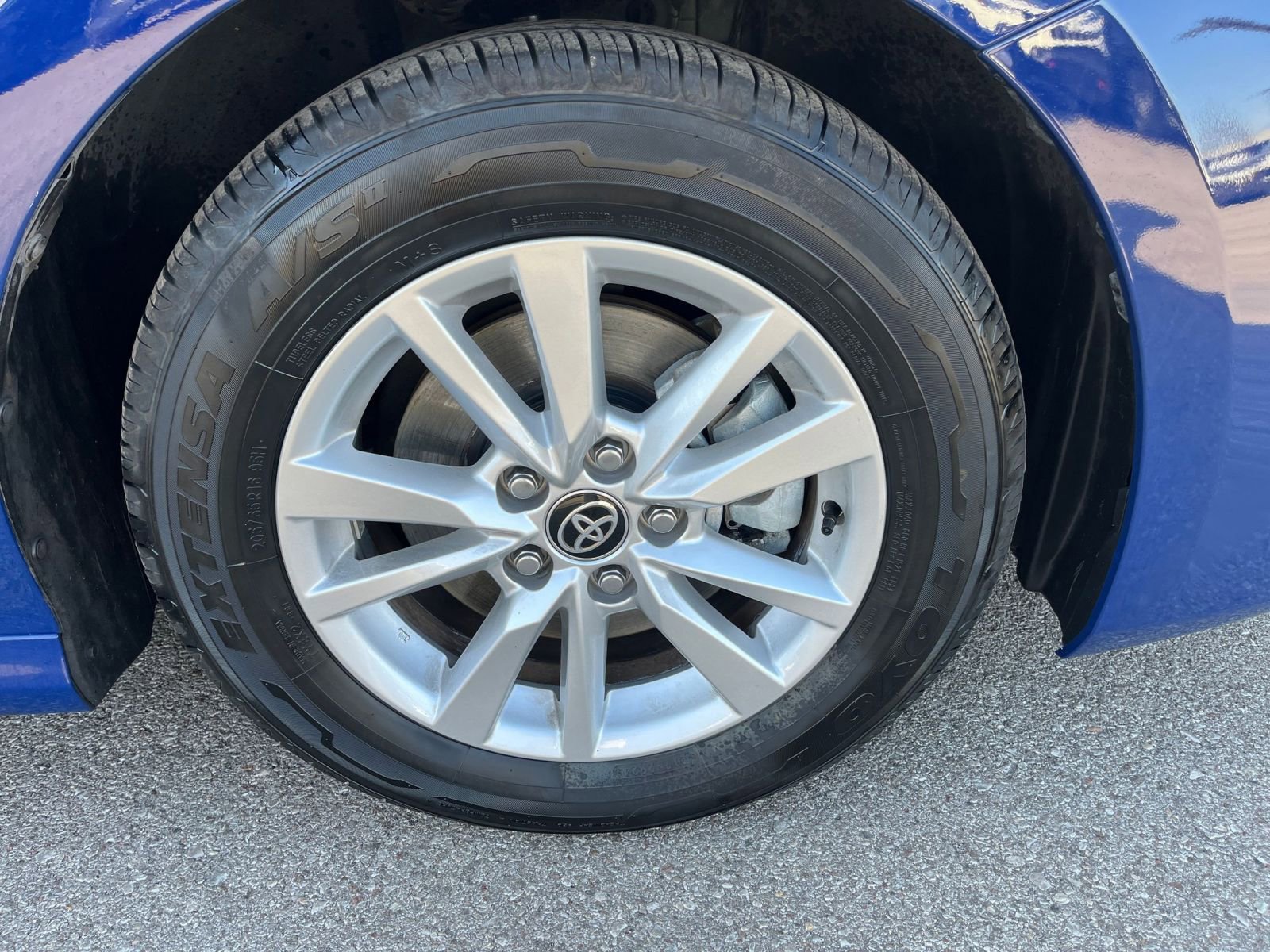 Thumbnail: 2025 Toyota Camry - 28