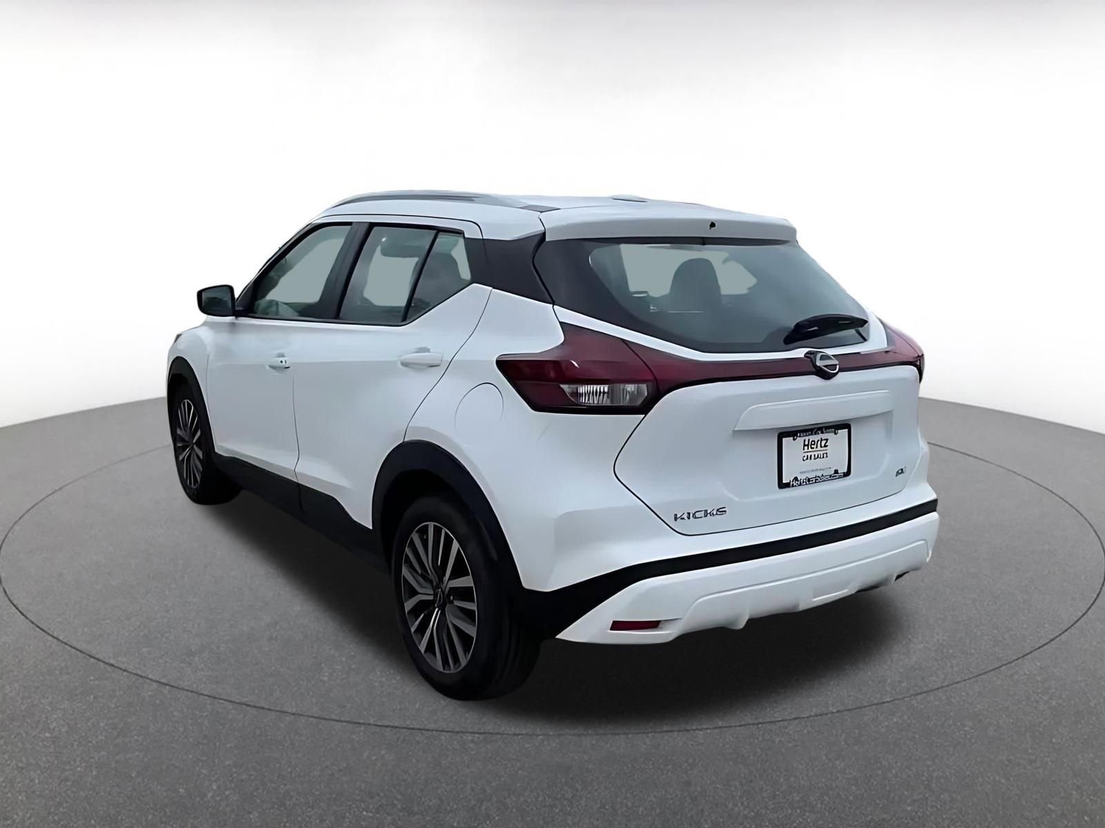 Thumbnail: 2024 Nissan Kicks - 10