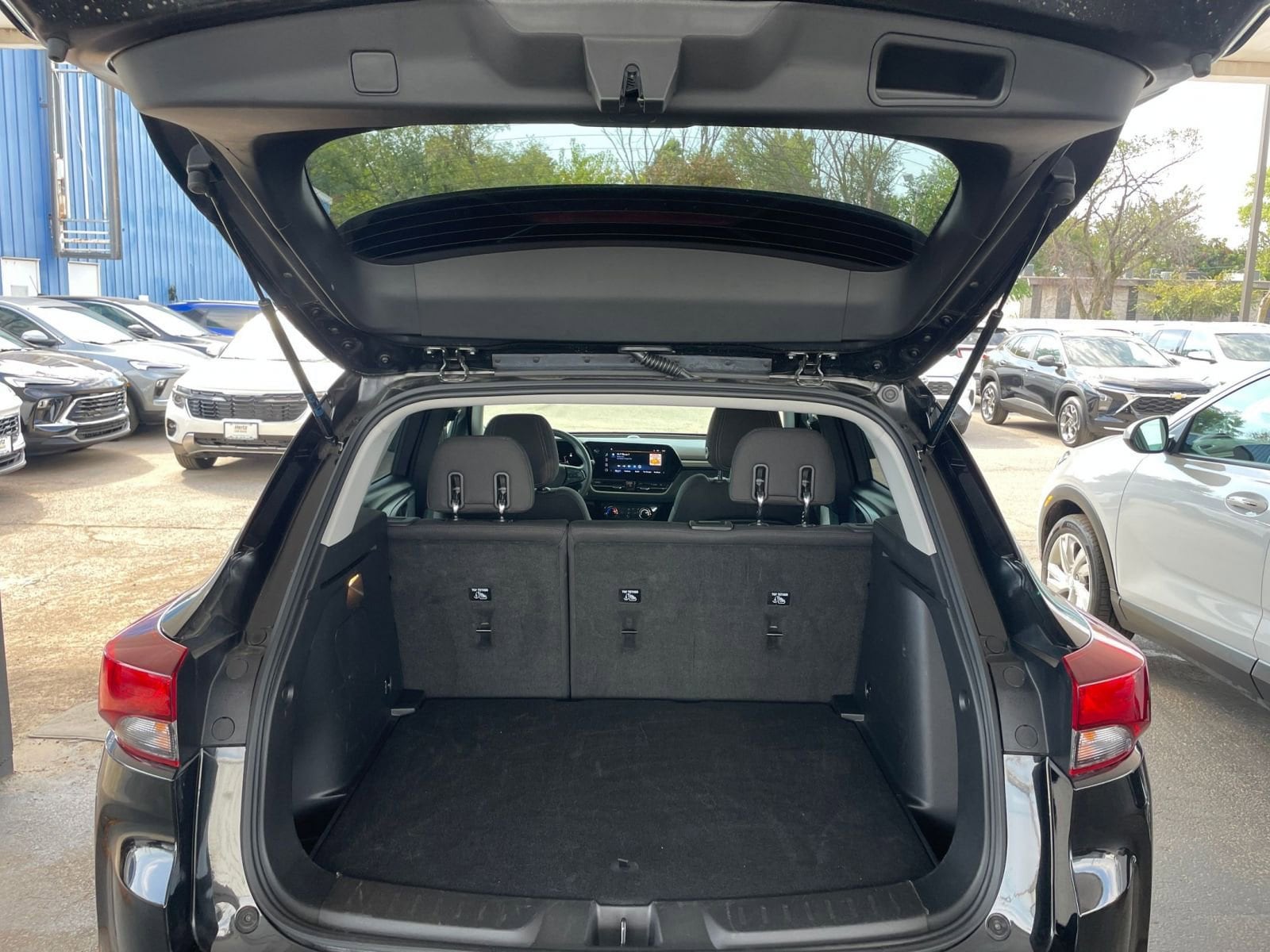 Thumbnail: 2025 Chevrolet TrailBlazer - 29