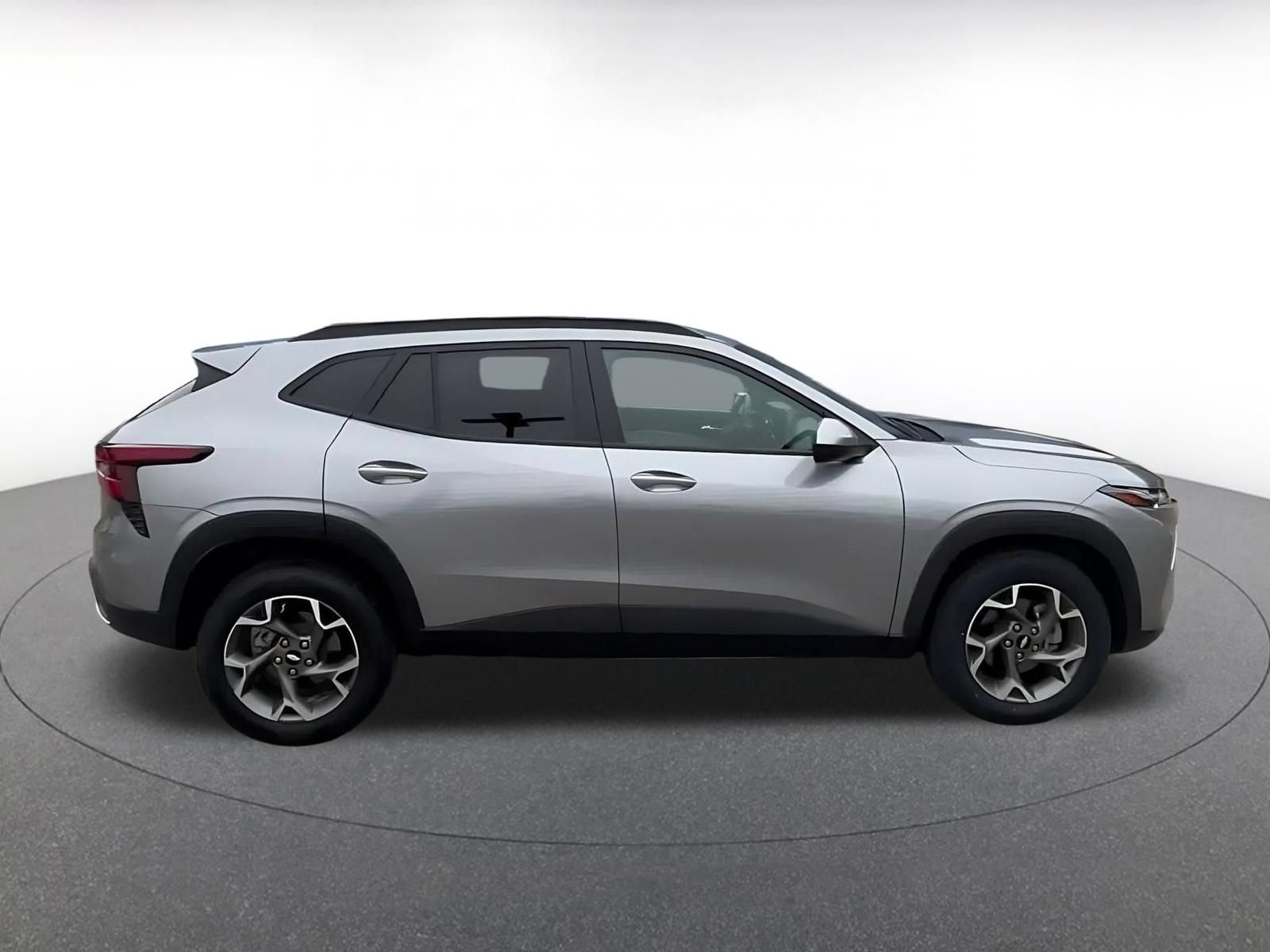 Thumbnail: 2025 Chevrolet Trax - 16