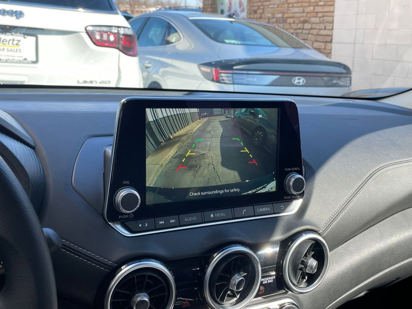 Thumbnail: 2025 Nissan Sentra - 22