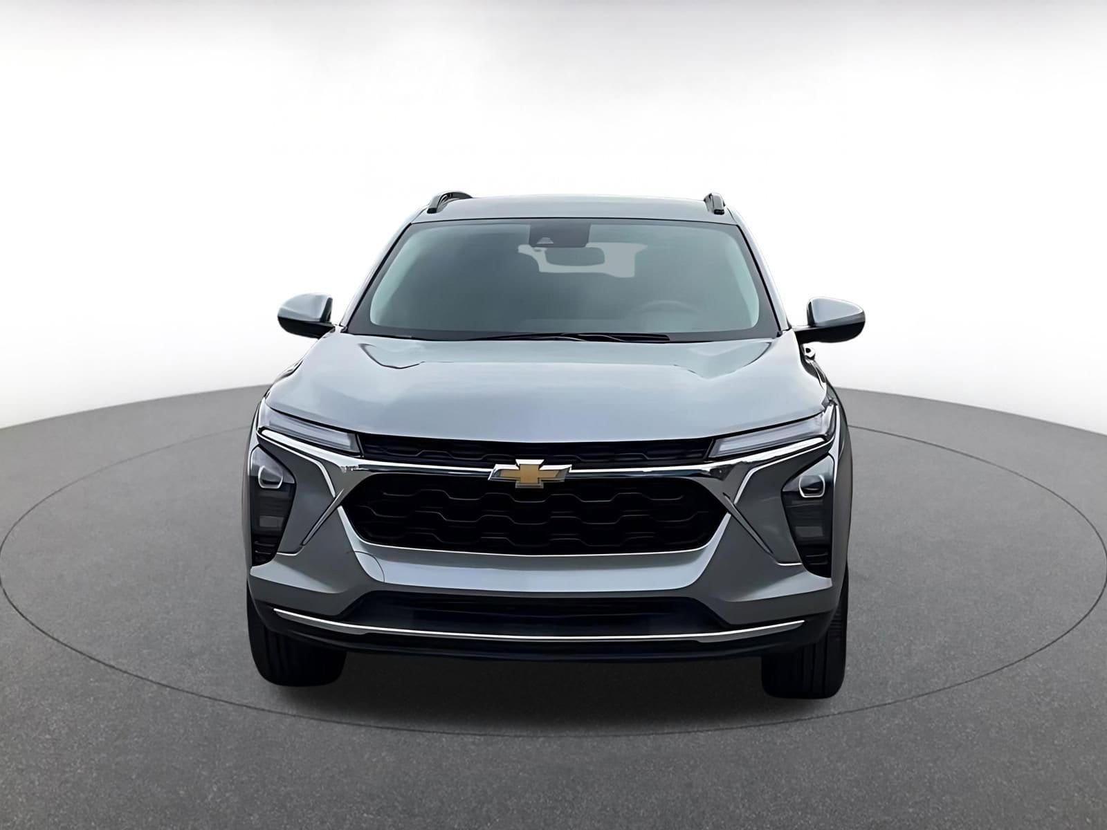 Thumbnail: 2025 Chevrolet Trax - 4