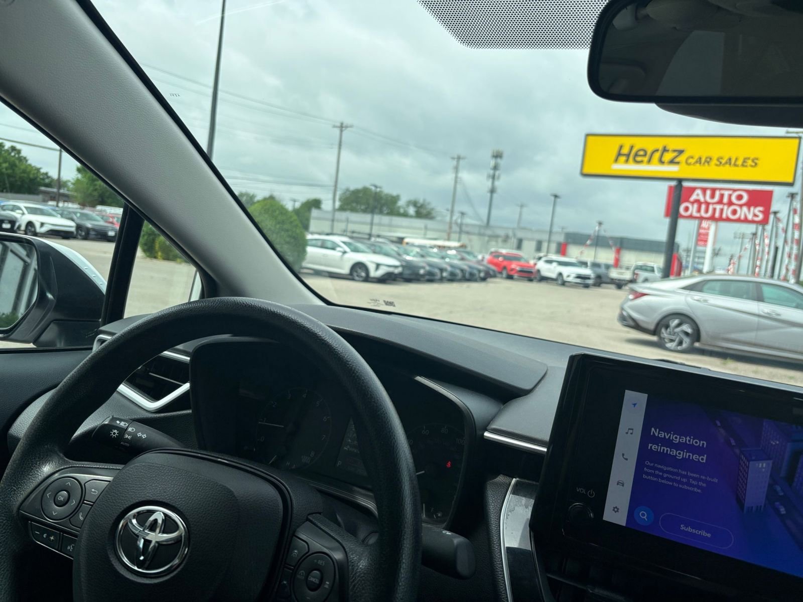 Thumbnail: 2023 Toyota Corolla - 32