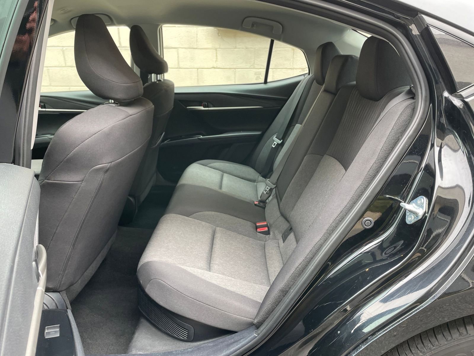 Thumbnail: 2025 Toyota Camry - 25