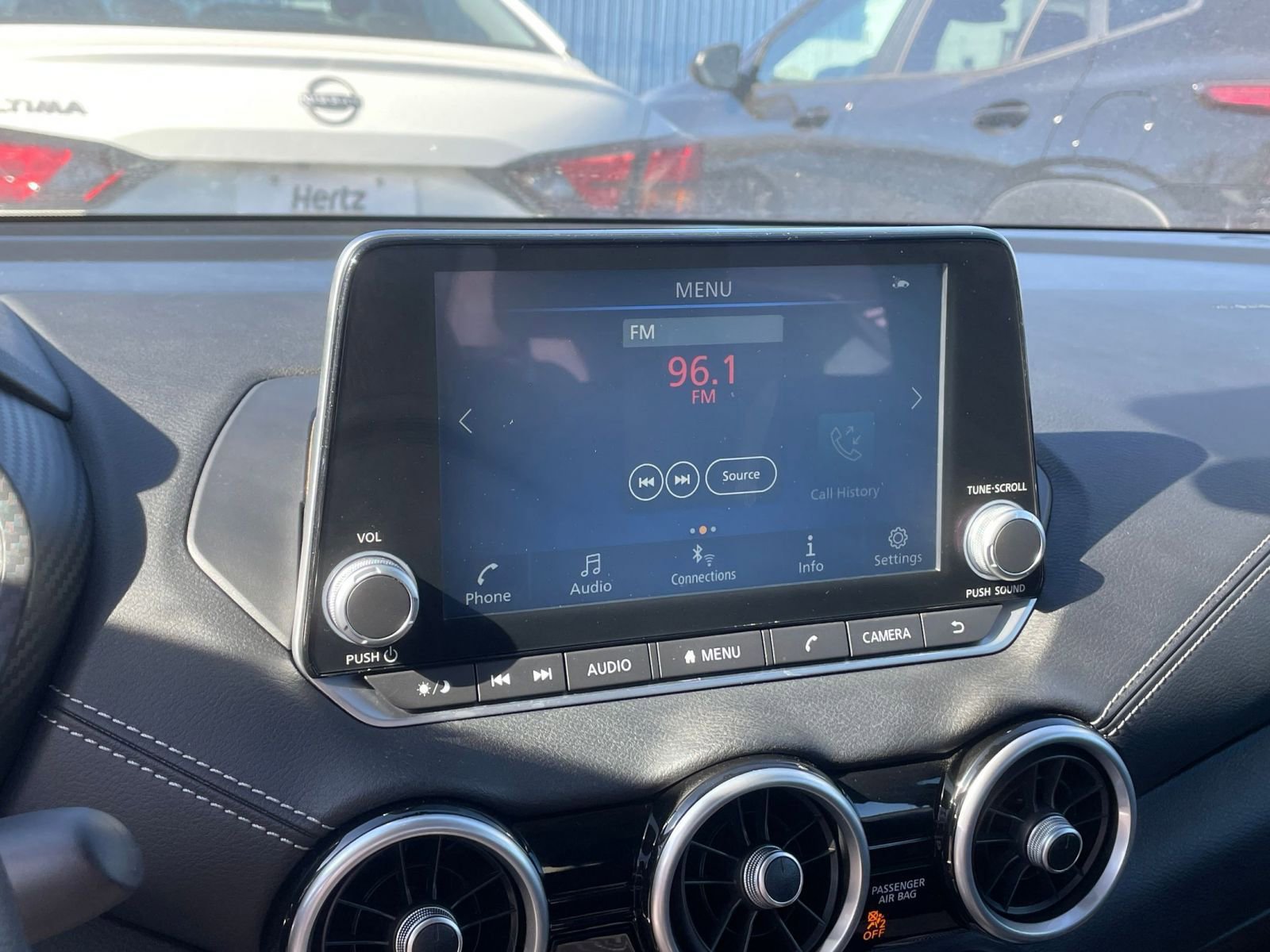 Thumbnail: 2025 Nissan Sentra - 20