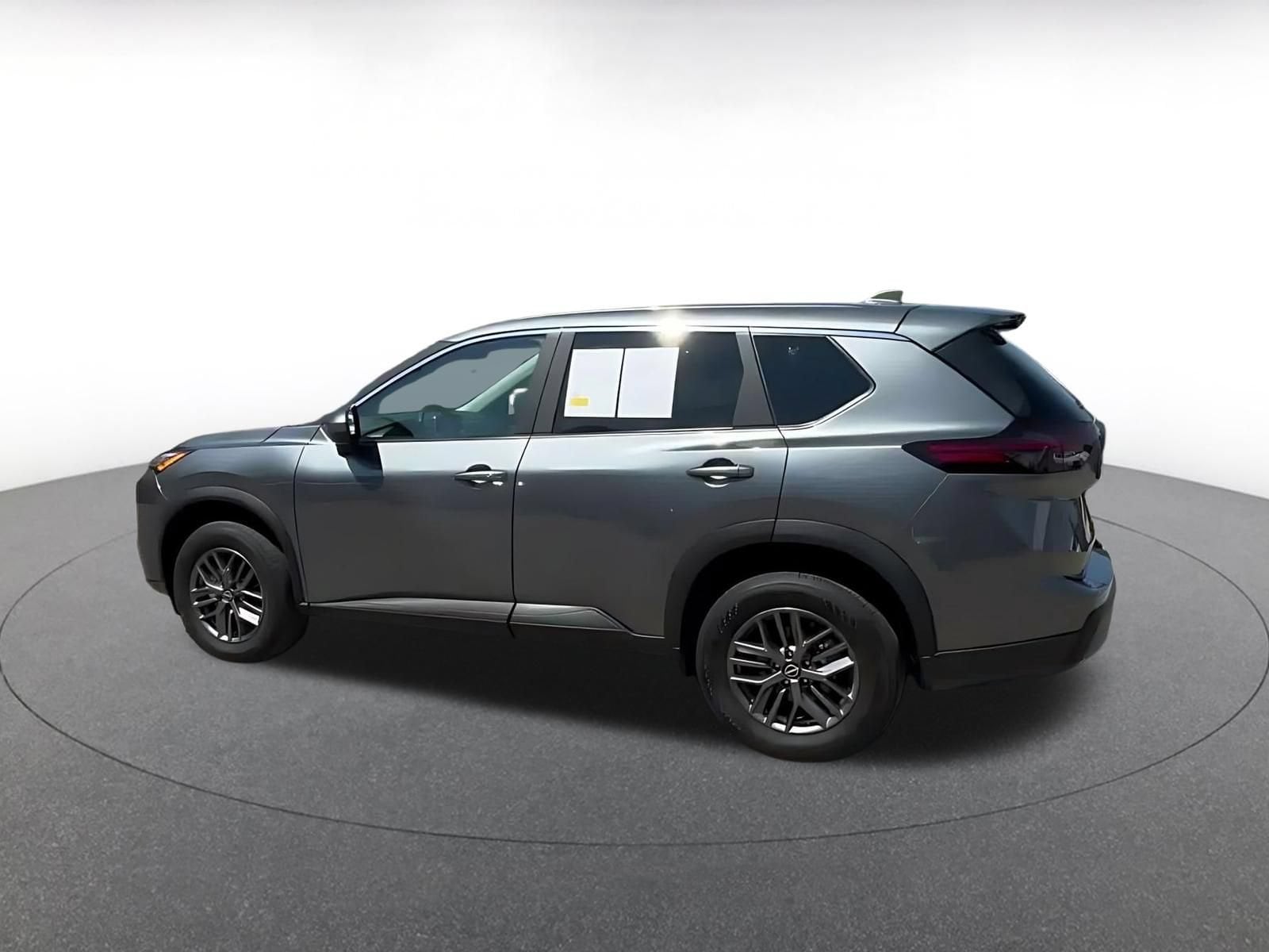 Thumbnail: 2026 Nissan Rogue - 10