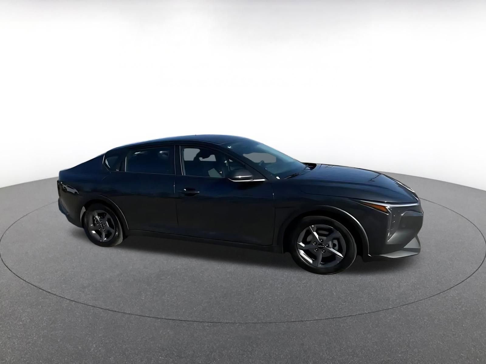 Thumbnail: 2025 Kia K4 - 2