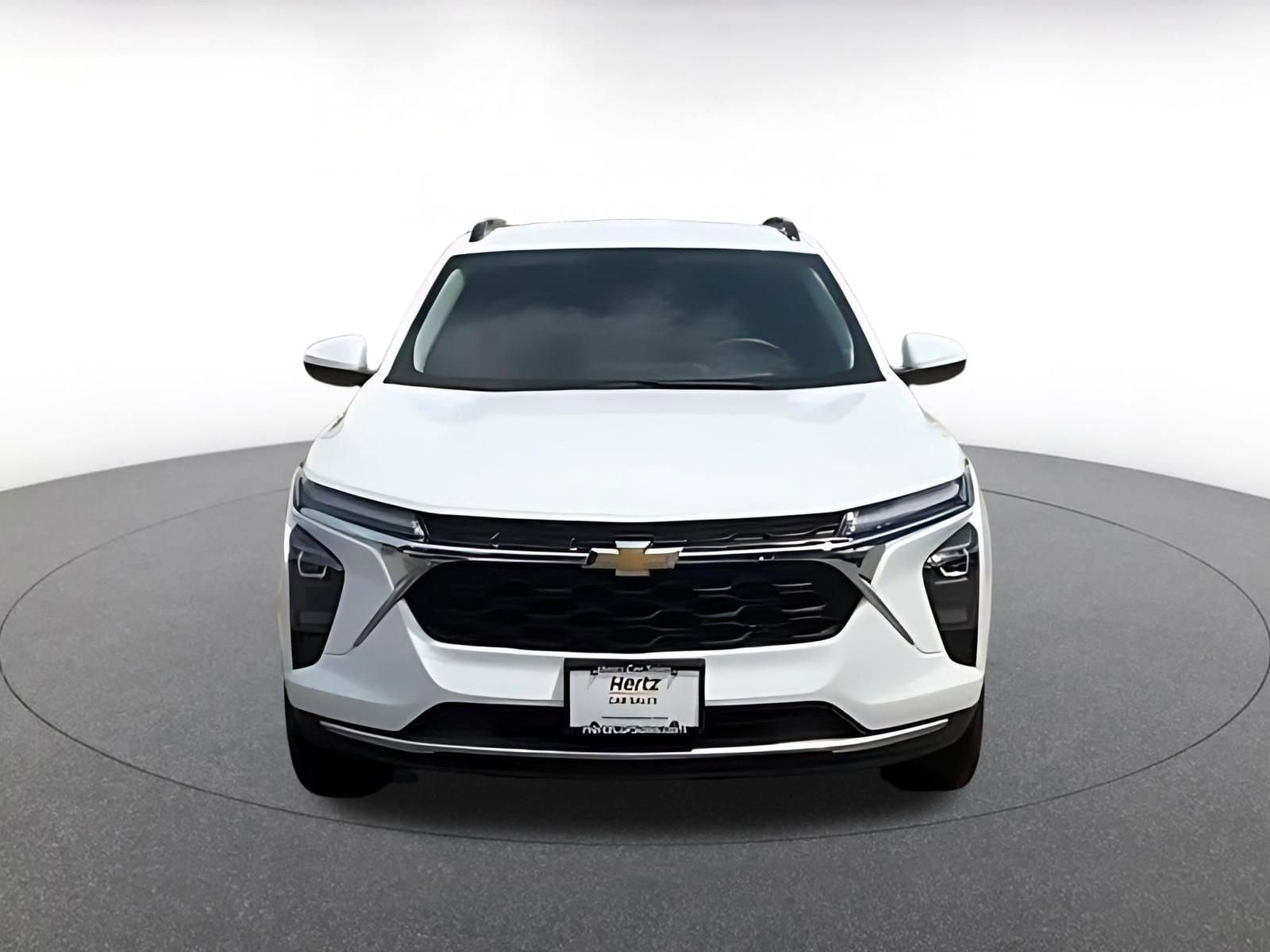 Thumbnail: 2025 Chevrolet Trax - 4